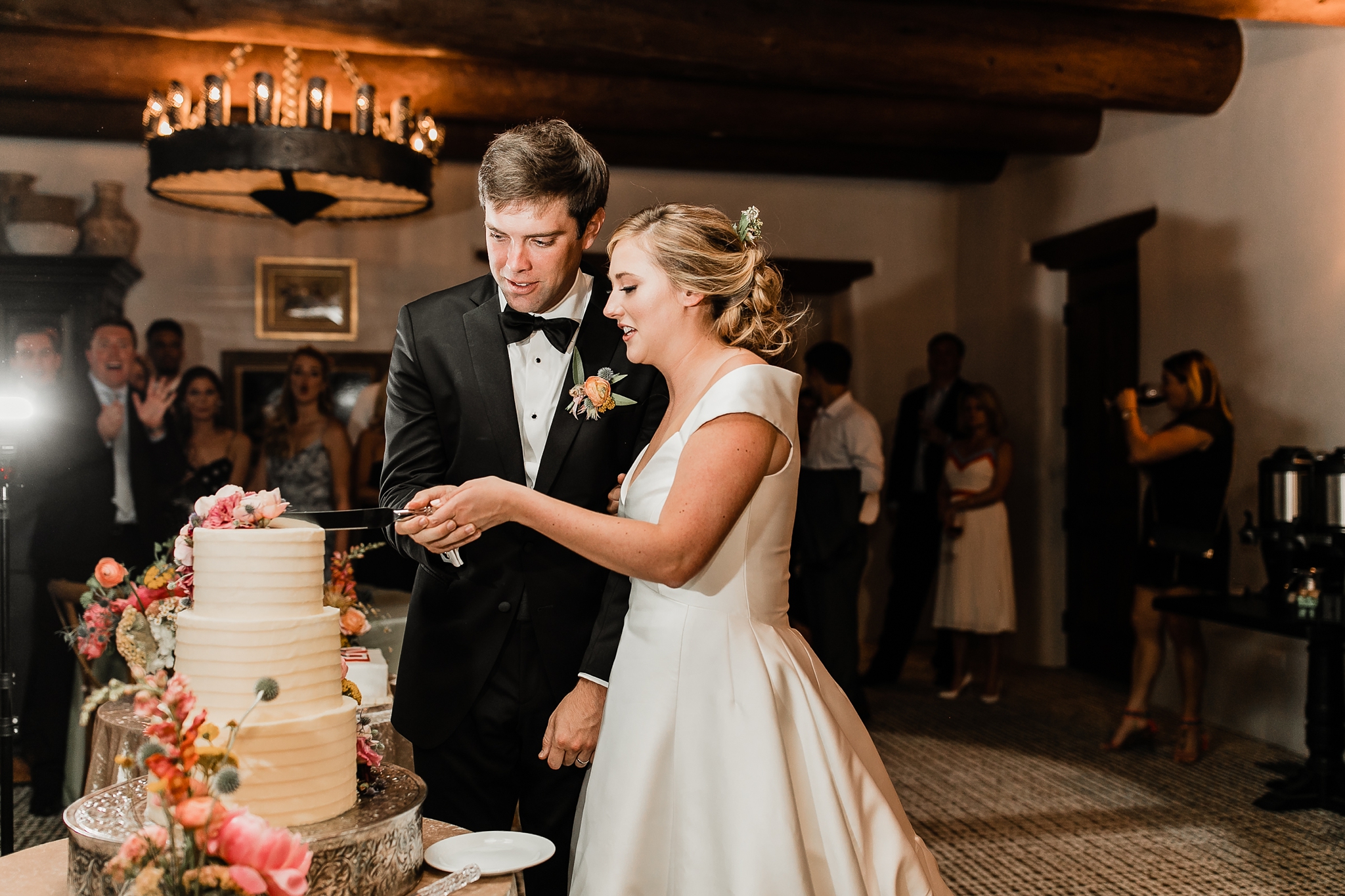 Alicia+lucia+photography+-+albuquerque+wedding+photographer+-+santa+fe+wedding+photography+-+new+mexico+wedding+photographer+-+new+mexico+wedding+-+las+campanas+wedding+-+santa+fe+wedding+-+maximalist+wedding+-+destination+wedding_0146.jpg