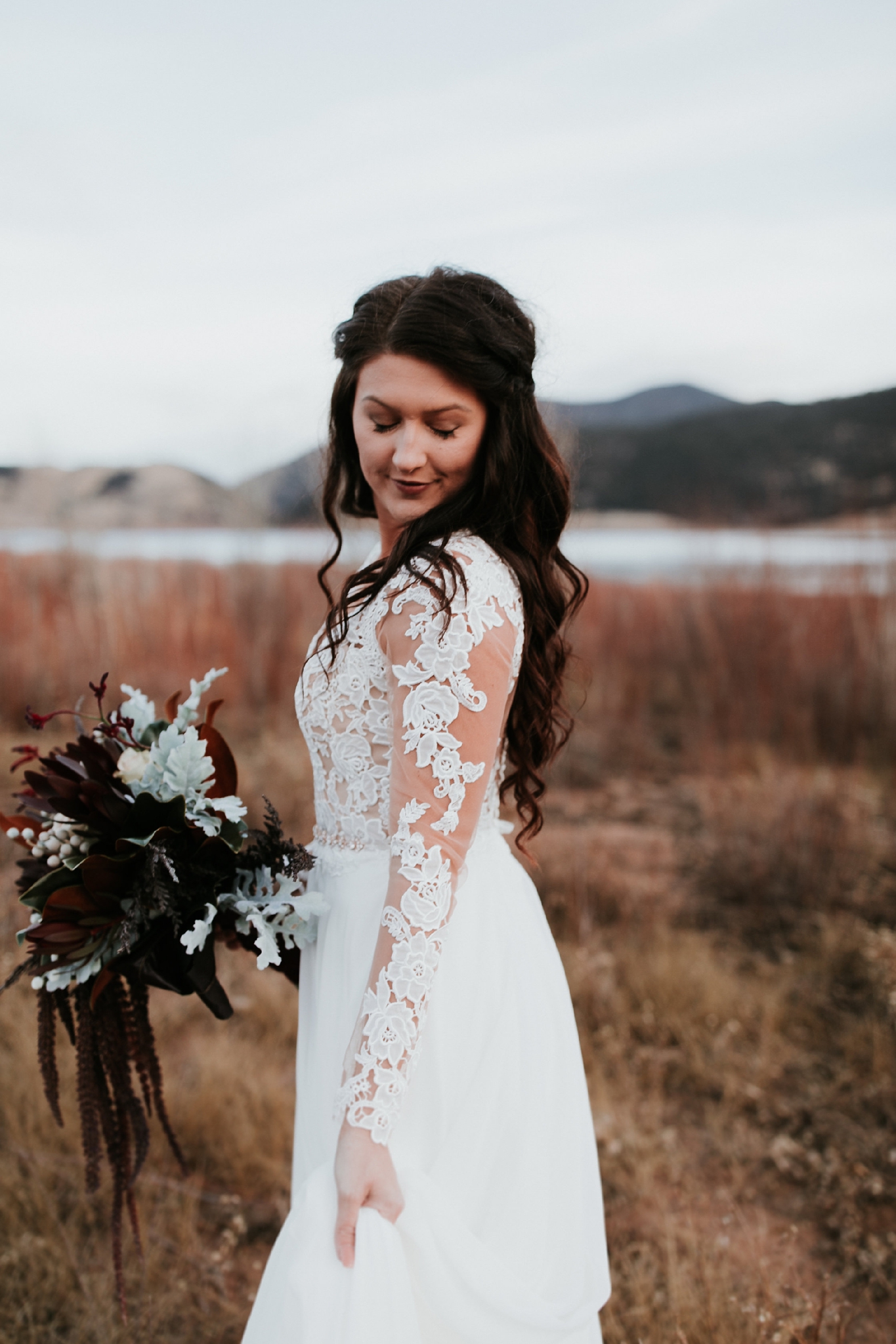 Alicia+lucia+photography+-+albuquerque+wedding+photographer+-+santa+fe+wedding+photography+-+new+mexico+wedding+photographer+-+new+mexico+wedding+-+wedding+gowns+-+bridal+gowns+-+a+line+wedding+gown_0013.jpg