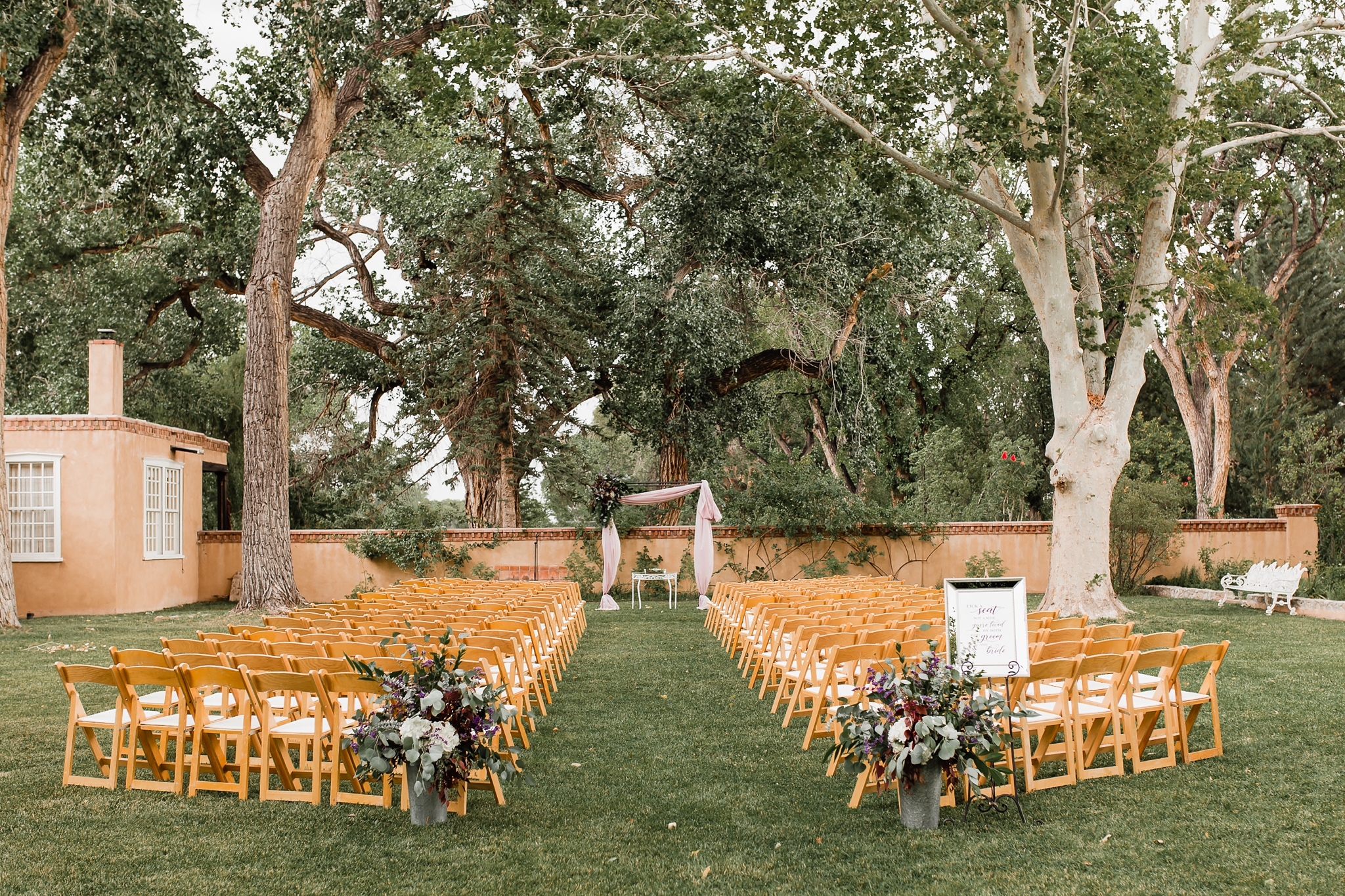 Alicia+lucia+photography+-+albuquerque+wedding+photographer+-+santa+fe+wedding+photography+-+new+mexico+wedding+photographer+-+new+mexico+wedding+-+los+poblanos+wedding+-+summer+wedding+-+rainy+wedding+-+albuquerque+wedding_0033.jpg