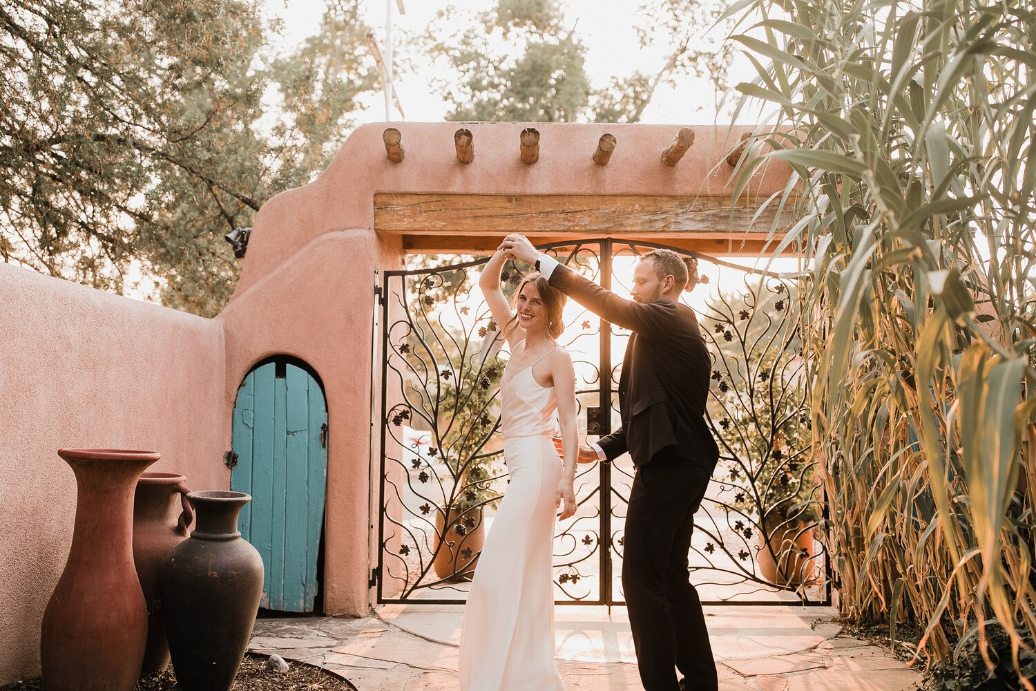 Alicia+lucia+photography+-+albuquerque+wedding+photographer+-+santa+fe+wedding+photography+-+new+mexico+wedding+photographer+-+new+mexico+wedding+-+old+town+wedding+-+casa+de+suenos+wedding+-+hotel+albuquerque+wedding_0095.jpg
