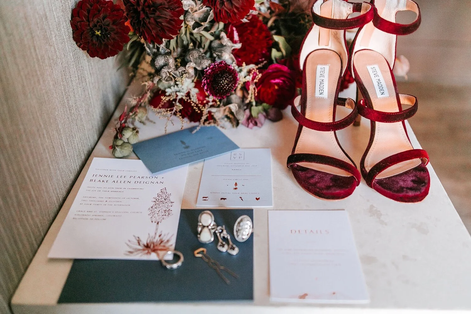 Alicia+lucia+photography+-+albuquerque+wedding+photographer+-+santa+fe+wedding+photography+-+new+mexico+wedding+photographer+-+new+mexico+wedding+-+fall+wedding+-+fall+wedding+florals+-+wedding+florals_0014.jpg