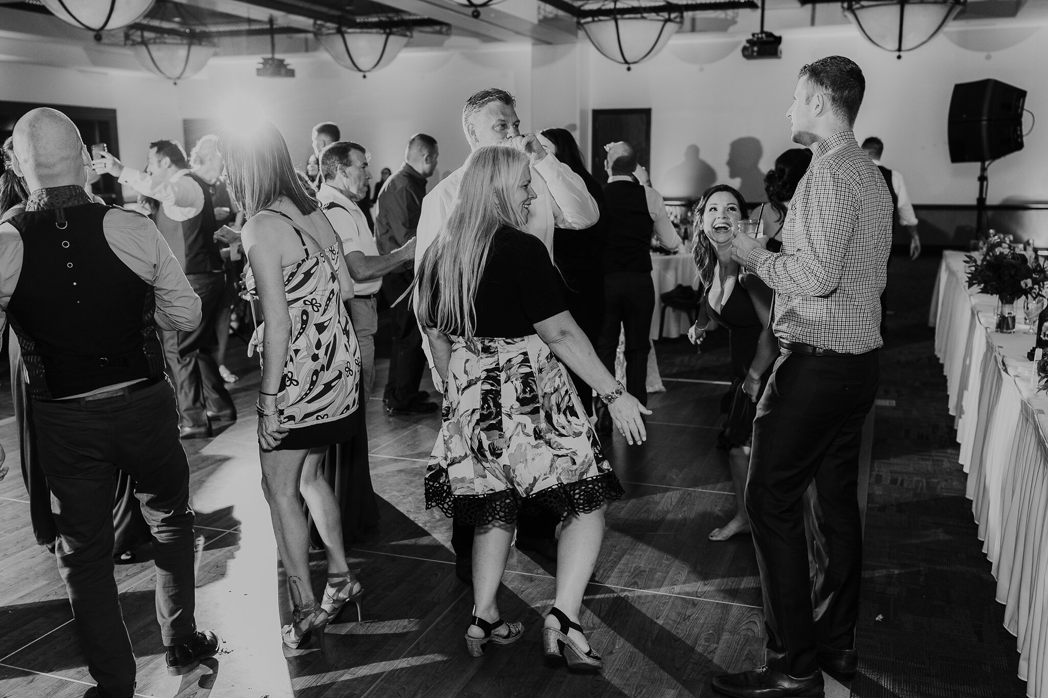 Alicia+lucia+photography+-+albuquerque+wedding+photographer+-+santa+fe+wedding+photography+-+new+mexico+wedding+photographer+-+new+mexico+wedding+-+albuquerque+wedding+-+sandia+wedding+-+sandia+event+center+wedding_0112.jpg