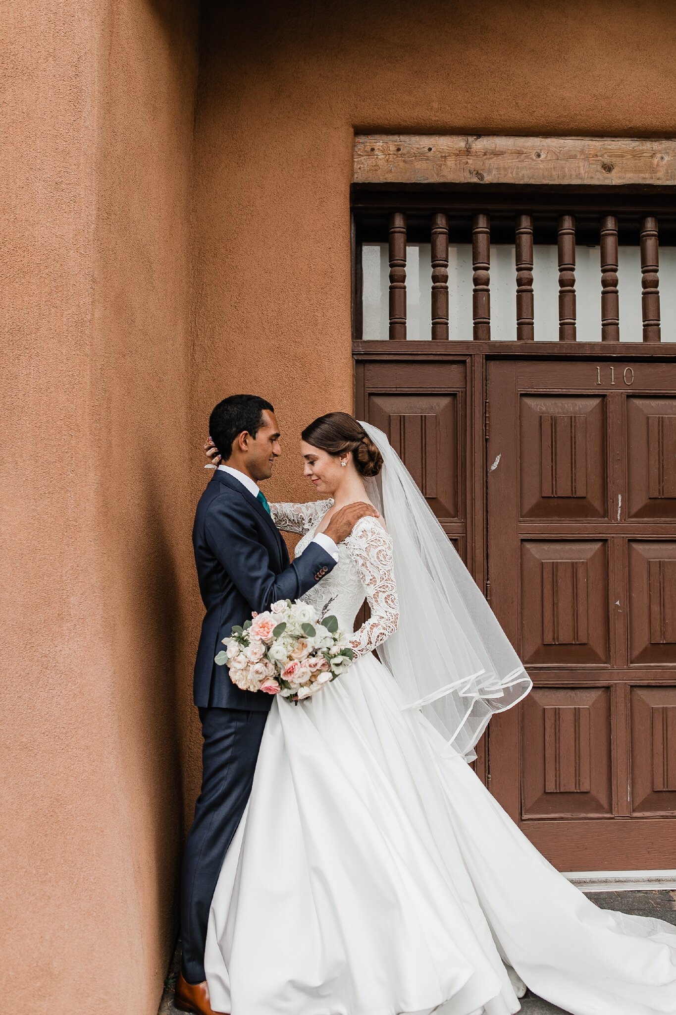 Alicia+lucia+photography+-+albuquerque+wedding+photographer+-+santa+fe+wedding+photography+-+new+mexico+wedding+photographer+-+new+mexico+wedding+-+hindu+wedding+-+catholic+wedding+-+multicultural+wedding+-+santa+fe+wedding_0081.jpg