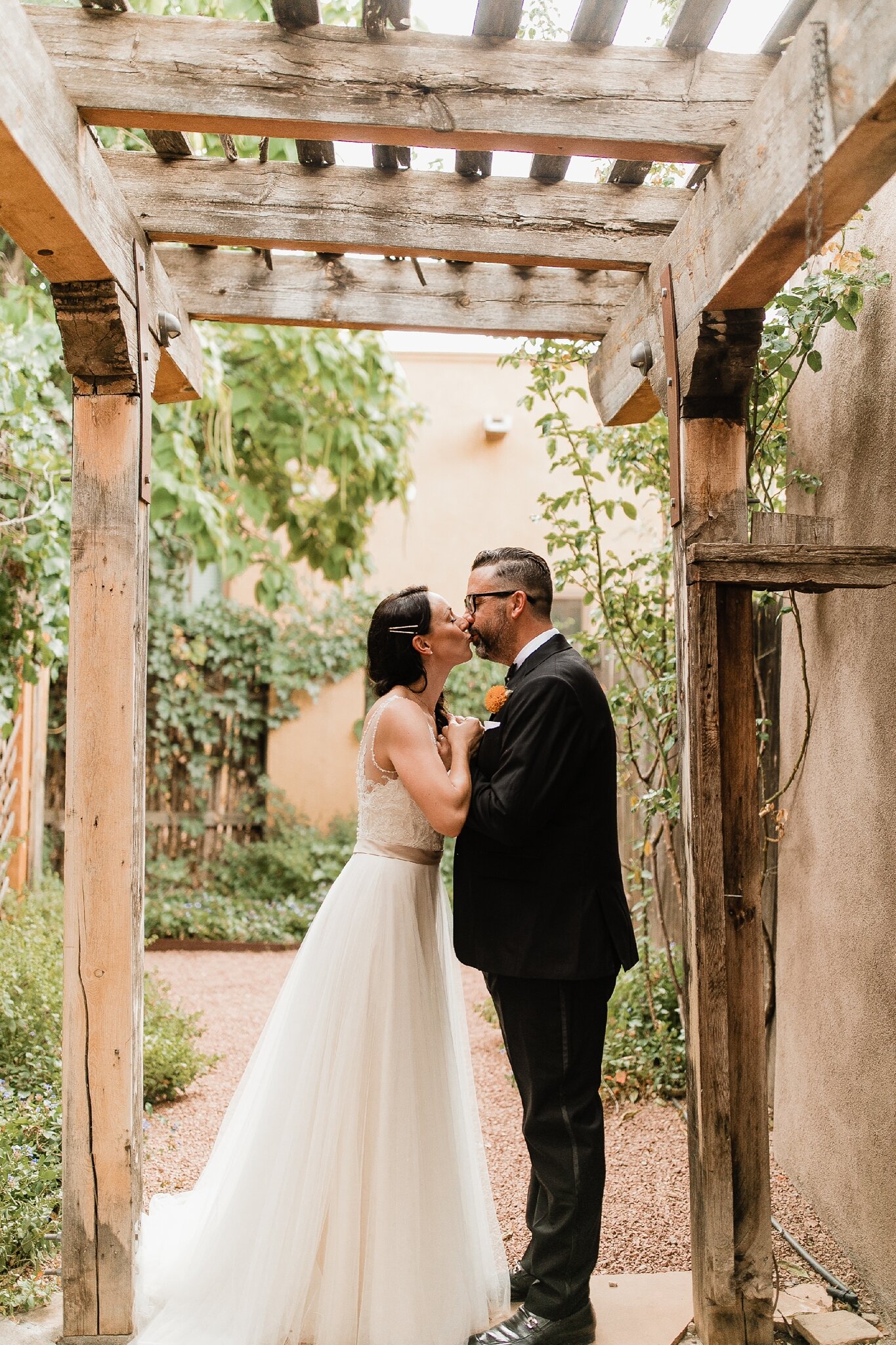 Alicia+lucia+photography+-+albuquerque+wedding+photographer+-+santa+fe+wedding+photography+-+new+mexico+wedding+photographer+-+new+mexico+wedding+-+bed+and+breakfast+wedding+-+sarabande+wedding+-+sarabande+bed+and+breakfast+wedding_0050.jpg