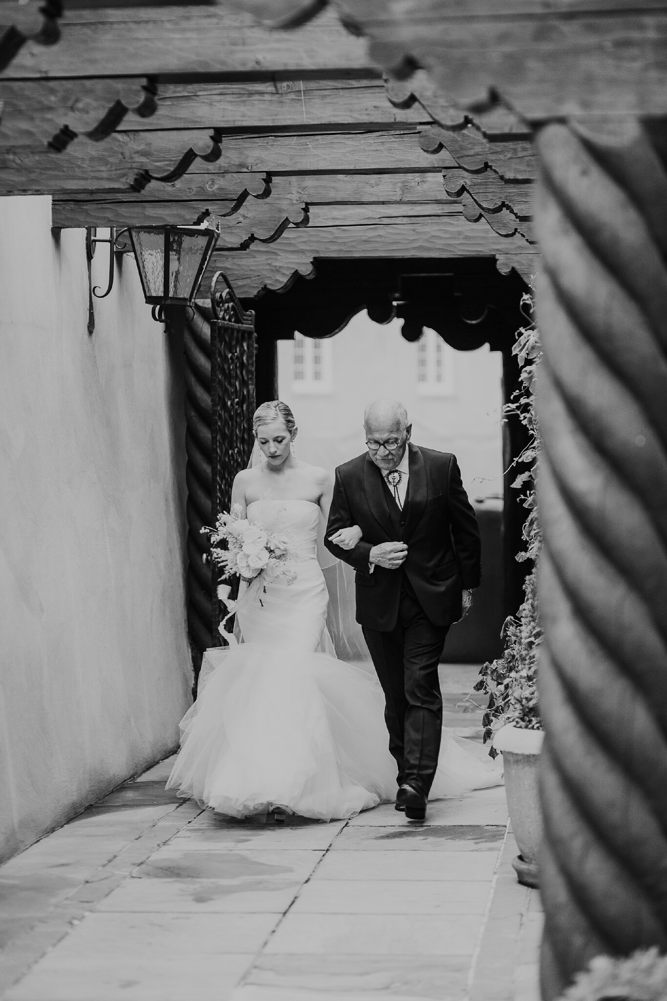 Alicia+lucia+photography+-+albuquerque+wedding+photographer+-+santa+fe+wedding+photography+-+new+mexico+wedding+photographer+-+new+mexico+wedding+-+la+fonda+wedding+-+la+fonda+on+the+plaza+-+santa+fe+wedding+-+brooklyn+bride_0045.jpg