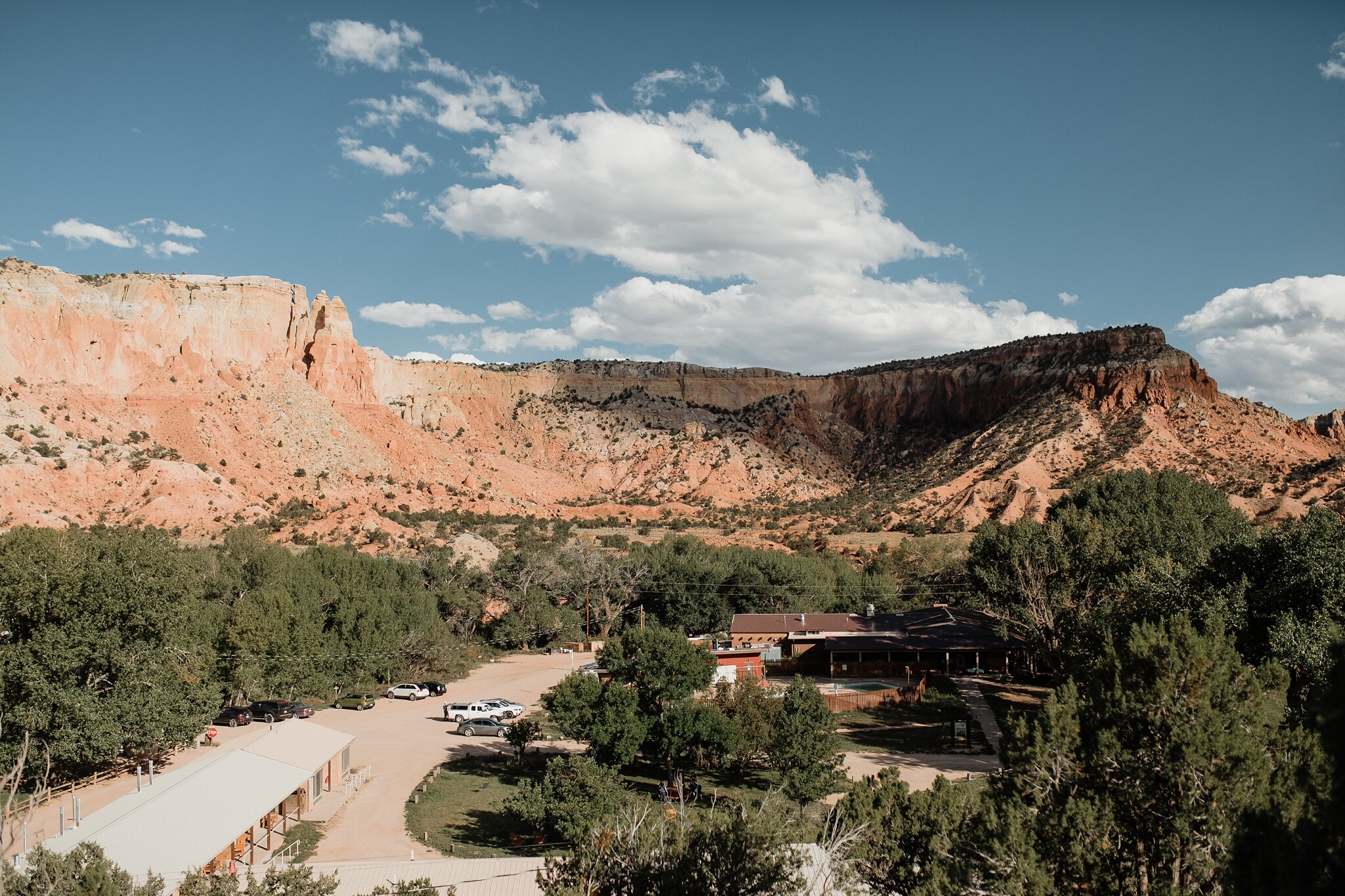 Alicia+lucia+photography+-+albuquerque+wedding+photographer+-+santa+fe+wedding+photography+-+new+mexico+wedding+photographer+-+new+mexico+wedding+-+wedding+-+santa+fe+wedding+-+ghost+ranch+-+ghost+ranch+wedding+-+fall+wedding_0002.jpg