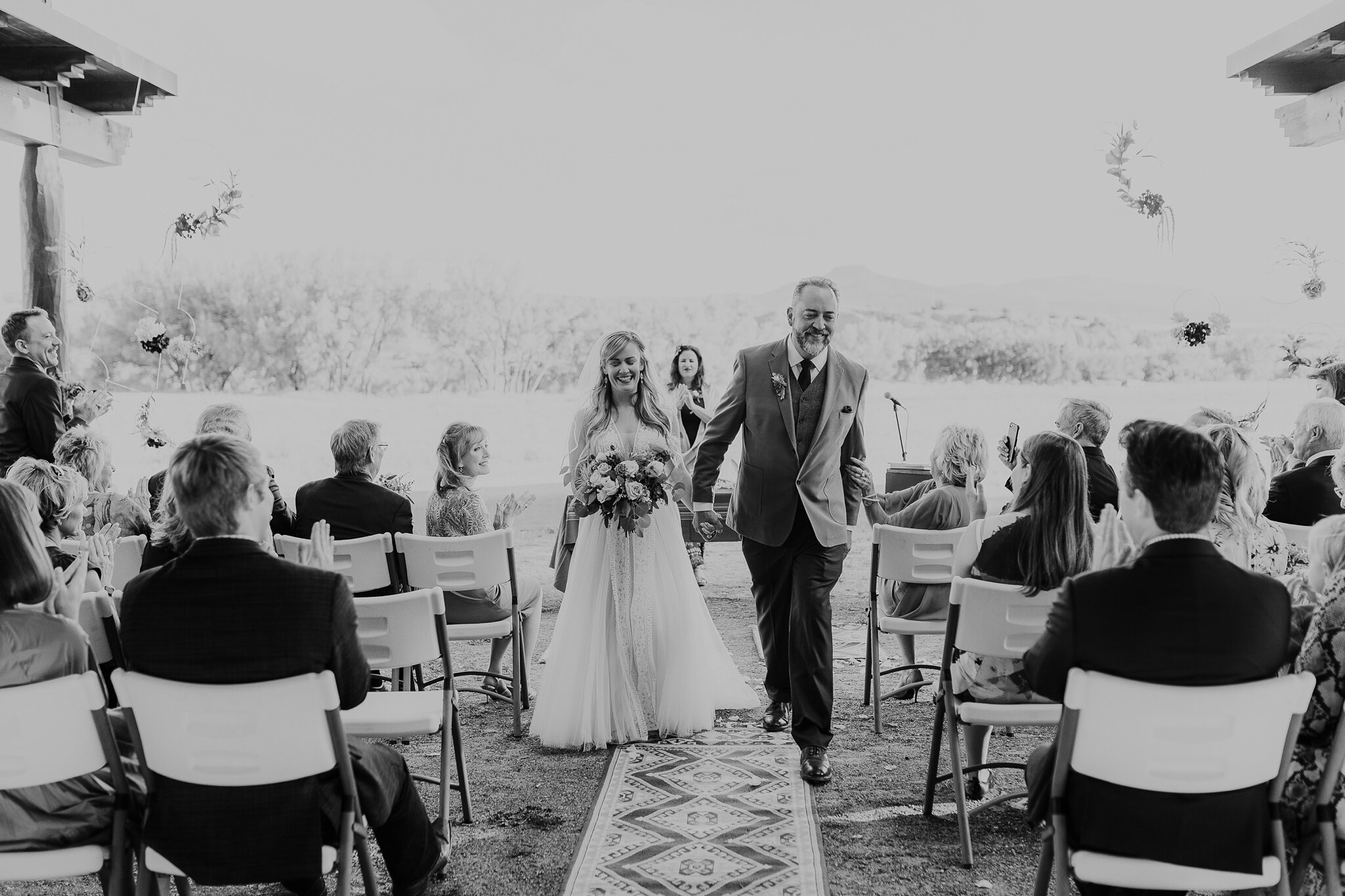 Alicia+lucia+photography+-+albuquerque+wedding+photographer+-+santa+fe+wedding+photography+-+new+mexico+wedding+photographer+-+new+mexico+wedding+-+wedding+-+santa+fe+wedding+-+ghost+ranch+-+ghost+ranch+wedding+-+fall+wedding_0039.jpg