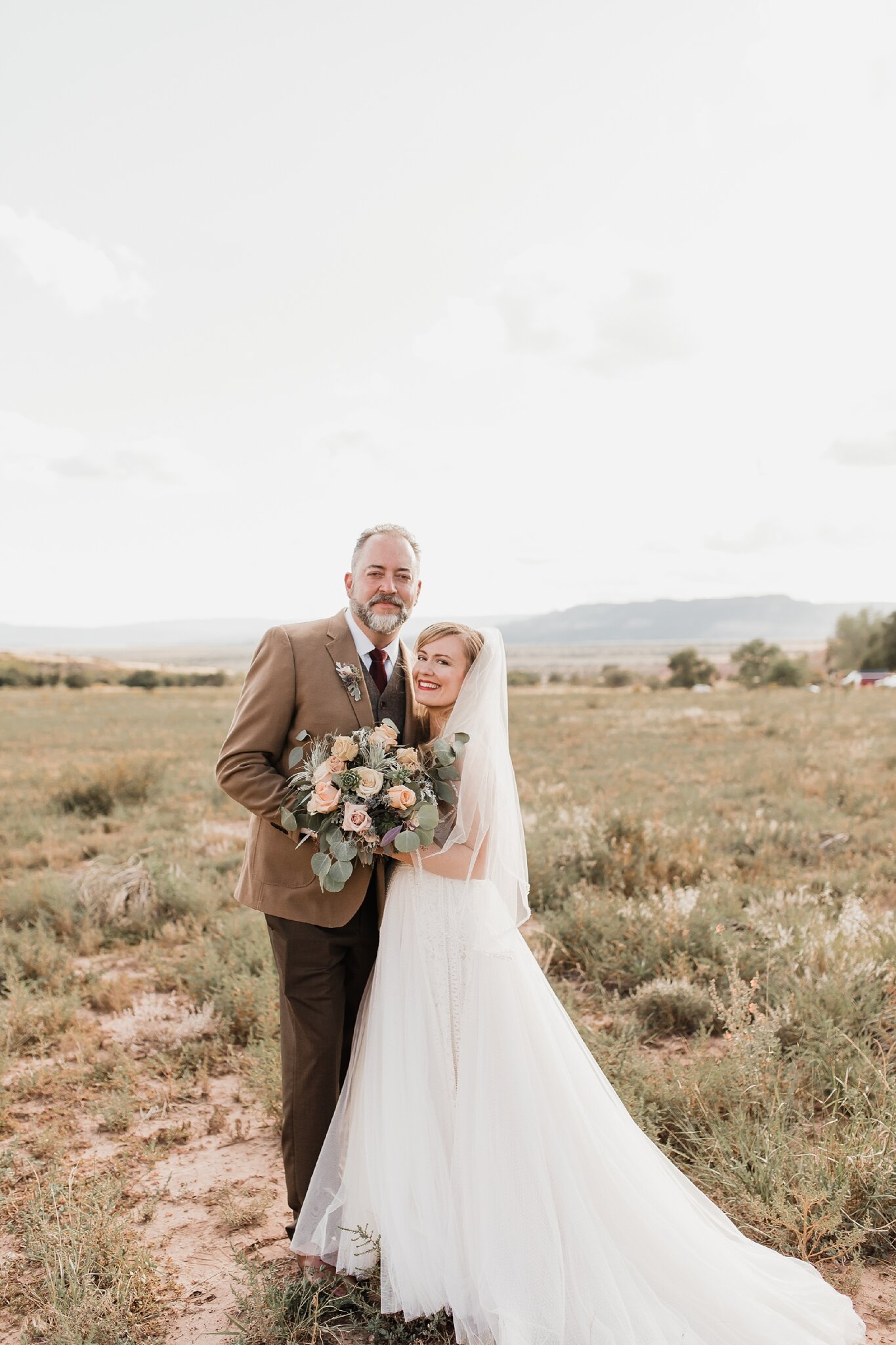 Alicia+lucia+photography+-+albuquerque+wedding+photographer+-+santa+fe+wedding+photography+-+new+mexico+wedding+photographer+-+new+mexico+wedding+-+wedding+-+santa+fe+wedding+-+ghost+ranch+-+ghost+ranch+wedding+-+fall+wedding_0047.jpg