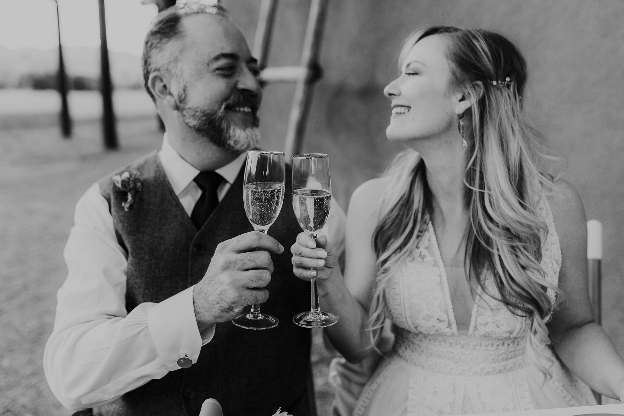 Alicia+lucia+photography+-+albuquerque+wedding+photographer+-+santa+fe+wedding+photography+-+new+mexico+wedding+photographer+-+new+mexico+wedding+-+wedding+-+santa+fe+wedding+-+ghost+ranch+-+ghost+ranch+wedding+-+fall+wedding_0076.jpg