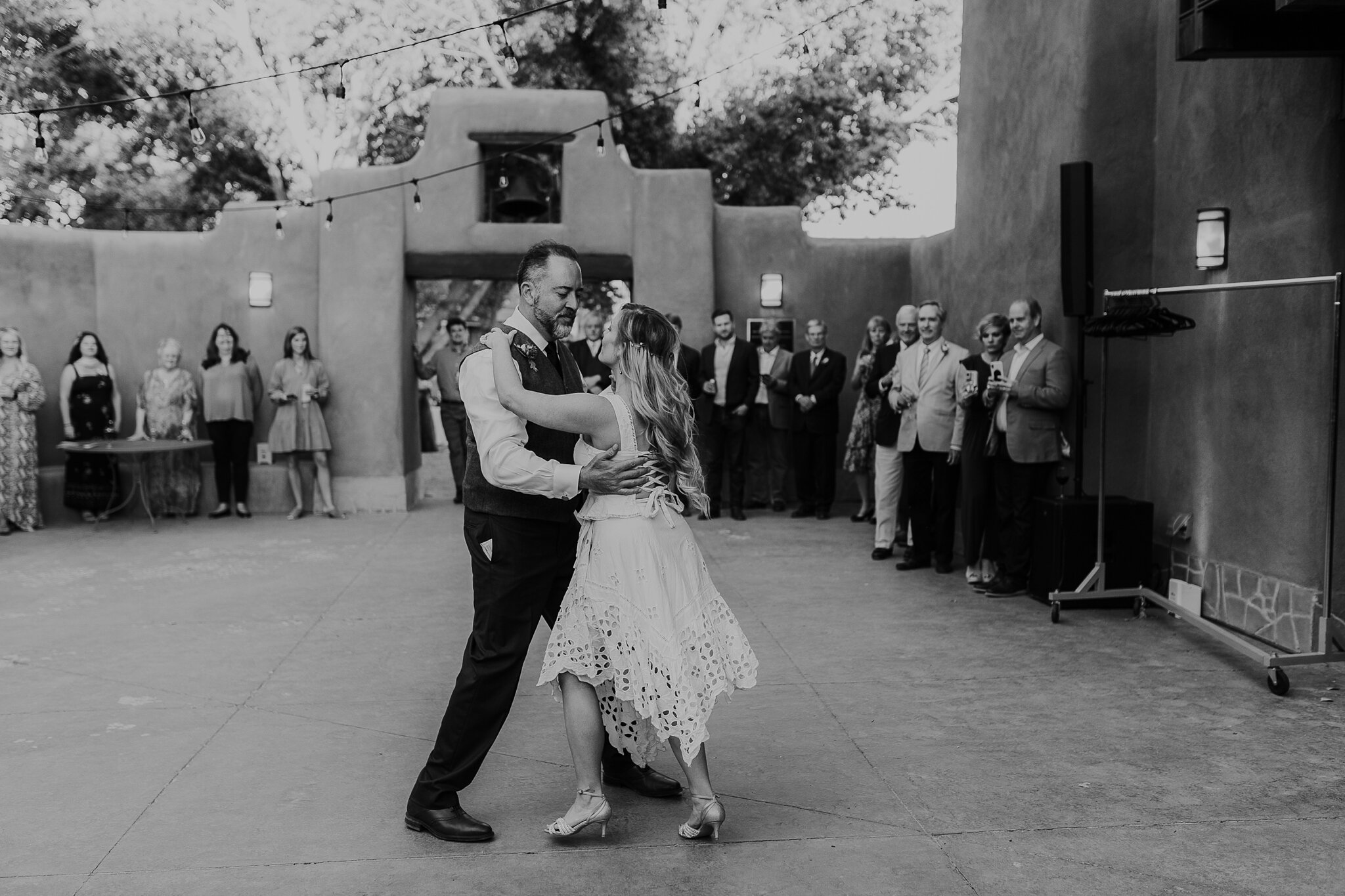 Alicia+lucia+photography+-+albuquerque+wedding+photographer+-+santa+fe+wedding+photography+-+new+mexico+wedding+photographer+-+new+mexico+wedding+-+wedding+-+santa+fe+wedding+-+ghost+ranch+-+ghost+ranch+wedding+-+fall+wedding_0084.jpg