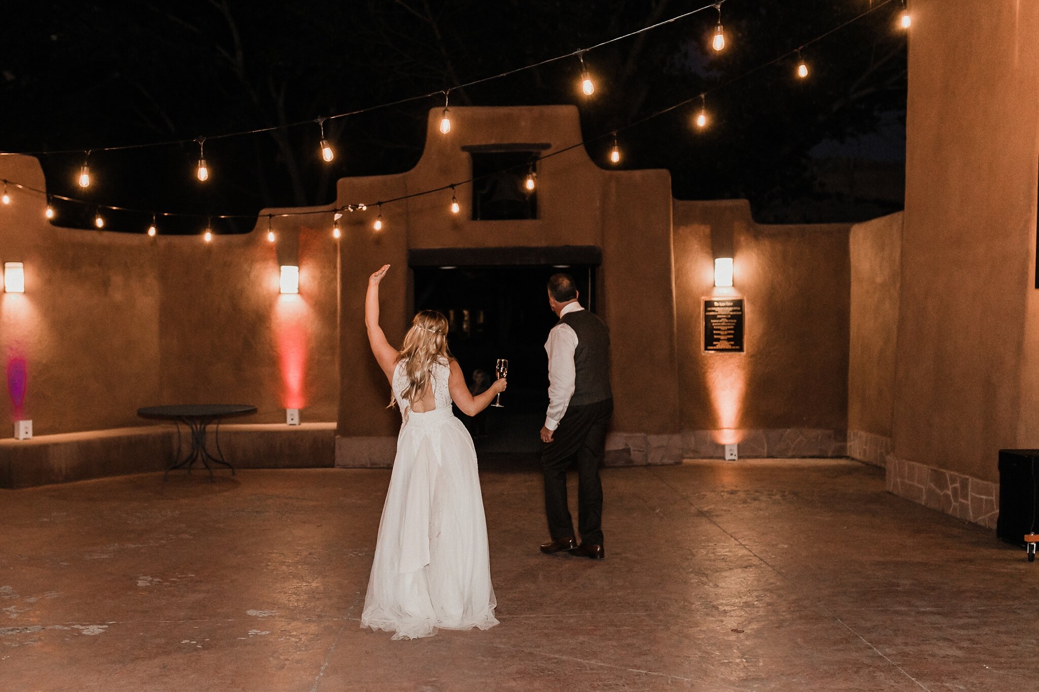 Alicia+lucia+photography+-+albuquerque+wedding+photographer+-+santa+fe+wedding+photography+-+new+mexico+wedding+photographer+-+new+mexico+wedding+-+wedding+-+santa+fe+wedding+-+ghost+ranch+-+ghost+ranch+wedding+-+fall+wedding_0096.jpg