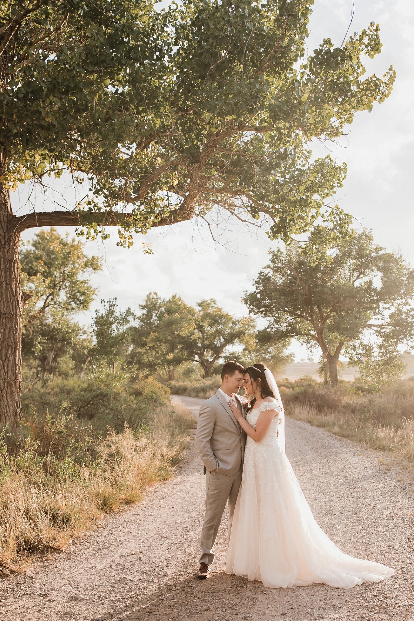 Alicia+lucia+photography+-+albuquerque+wedding+photographer+-+santa+fe+wedding+photography+-+new+mexico+wedding+photographer+-+new+mexico+wedding+-+hyatt+tamaya+wedding+-+washington+bride+-+fall+wedding+-+albuquerque+wedding_0096.jpg