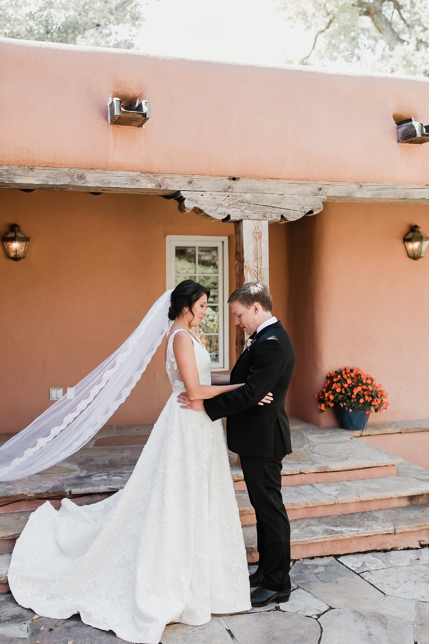 Alicia+lucia+photography+-+albuquerque+wedding+photographer+-+santa+fe+wedding+photography+-+new+mexico+wedding+photographer+-+new+mexico+wedding+-+santa+fe+wedding+-+la+mesita+ranch+-+la+mesita+wedding+-+ranch+wedding_0027.jpg