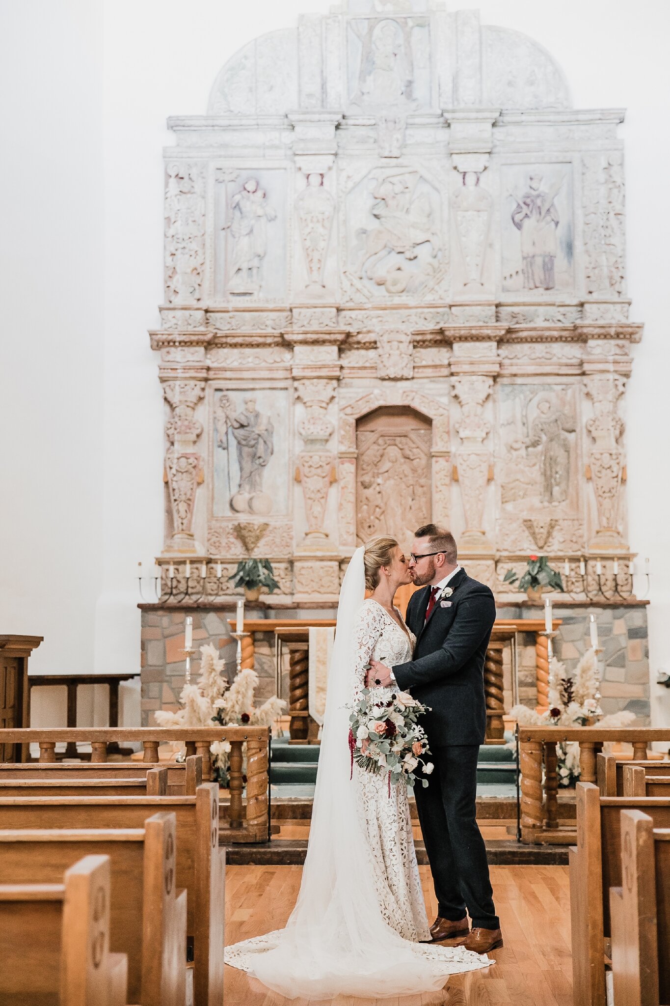 Alicia+lucia+photography+-+albuquerque+wedding+photographer+-+santa+fe+wedding+photography+-+new+mexico+wedding+photographer+-+new+mexico+wedding+-+la+fonda+wedding+-+cristo+rey+wedding+-+fall+wedding_0058.jpg