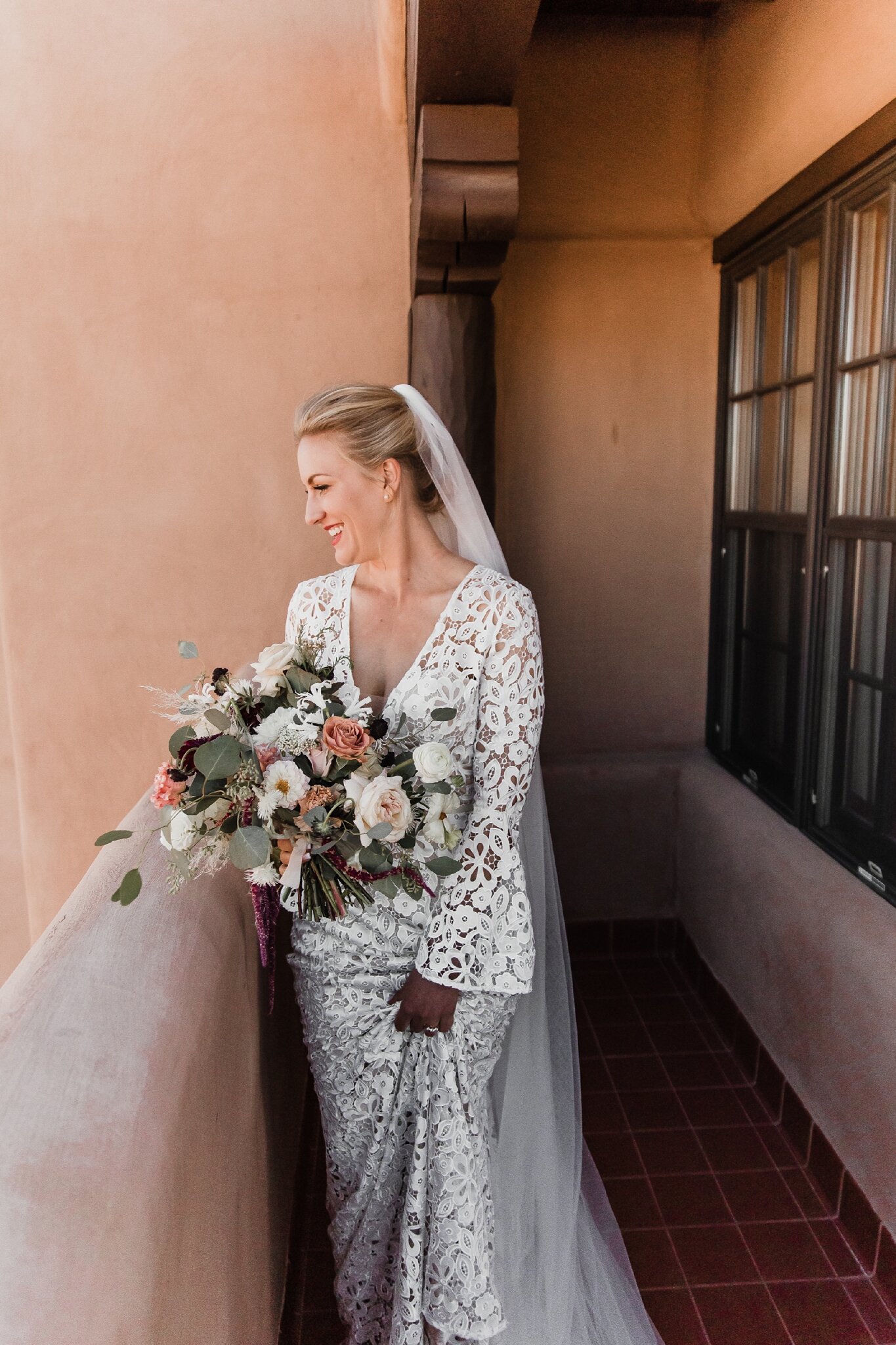 Alicia+lucia+photography+-+albuquerque+wedding+photographer+-+santa+fe+wedding+photography+-+new+mexico+wedding+photographer+-+new+mexico+wedding+-+la+fonda+wedding+-+cristo+rey+wedding+-+fall+wedding_0072.jpg