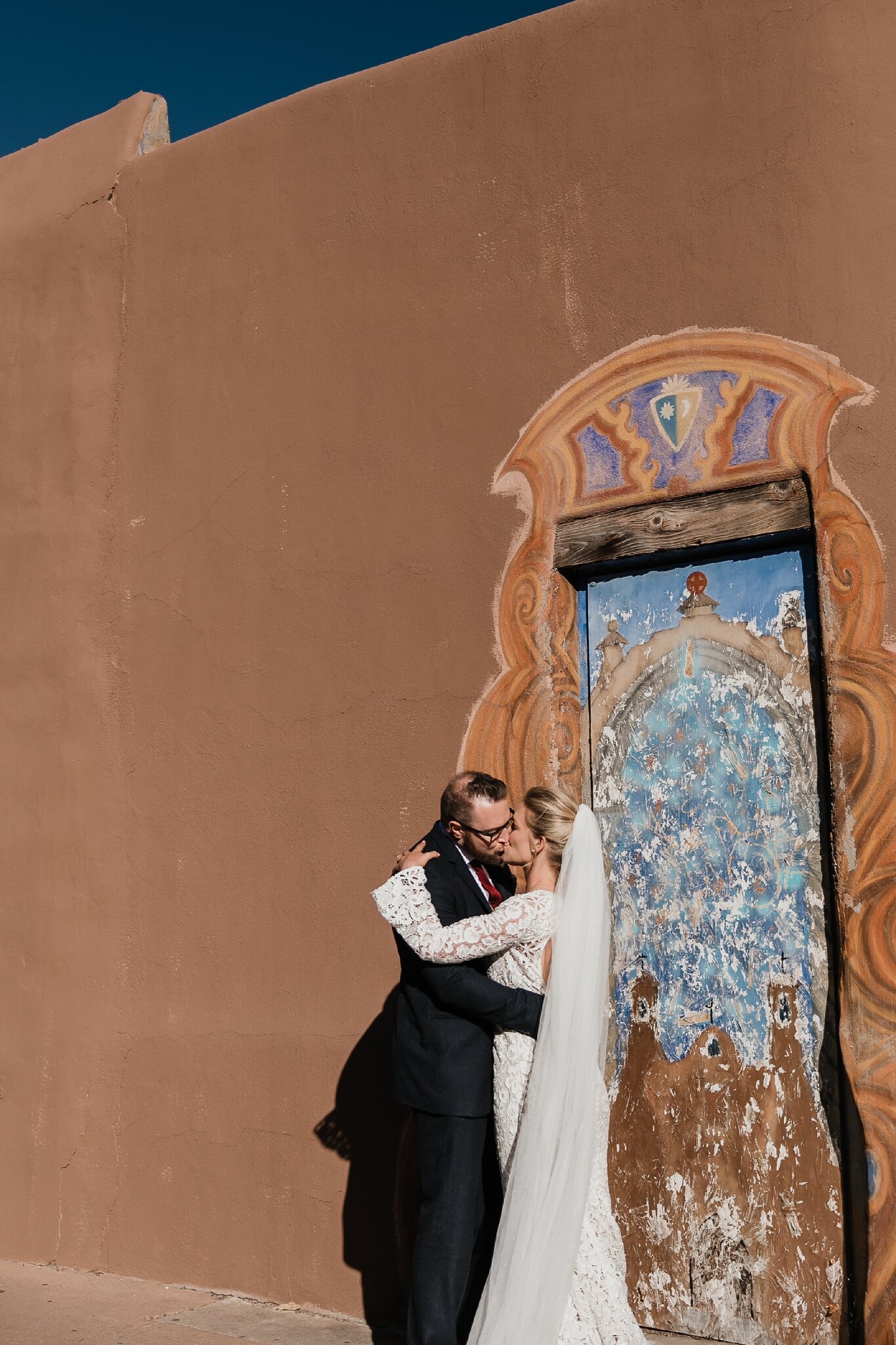 Alicia+lucia+photography+-+albuquerque+wedding+photographer+-+santa+fe+wedding+photography+-+new+mexico+wedding+photographer+-+new+mexico+wedding+-+la+fonda+wedding+-+cristo+rey+wedding+-+fall+wedding_0094.jpg