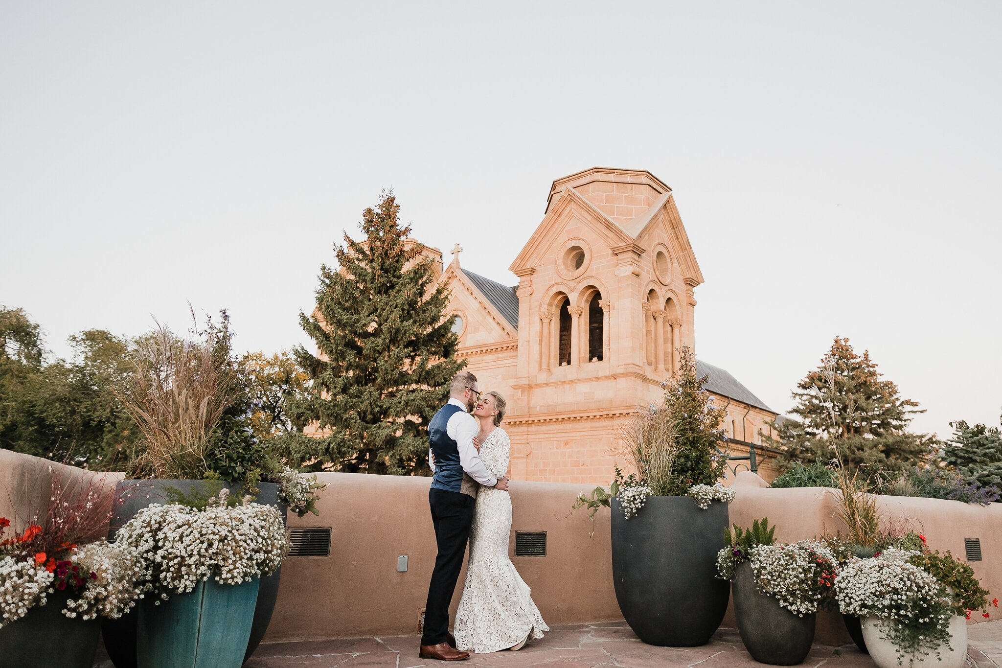 Alicia+lucia+photography+-+albuquerque+wedding+photographer+-+santa+fe+wedding+photography+-+new+mexico+wedding+photographer+-+new+mexico+wedding+-+la+fonda+wedding+-+cristo+rey+wedding+-+fall+wedding_0112.jpg