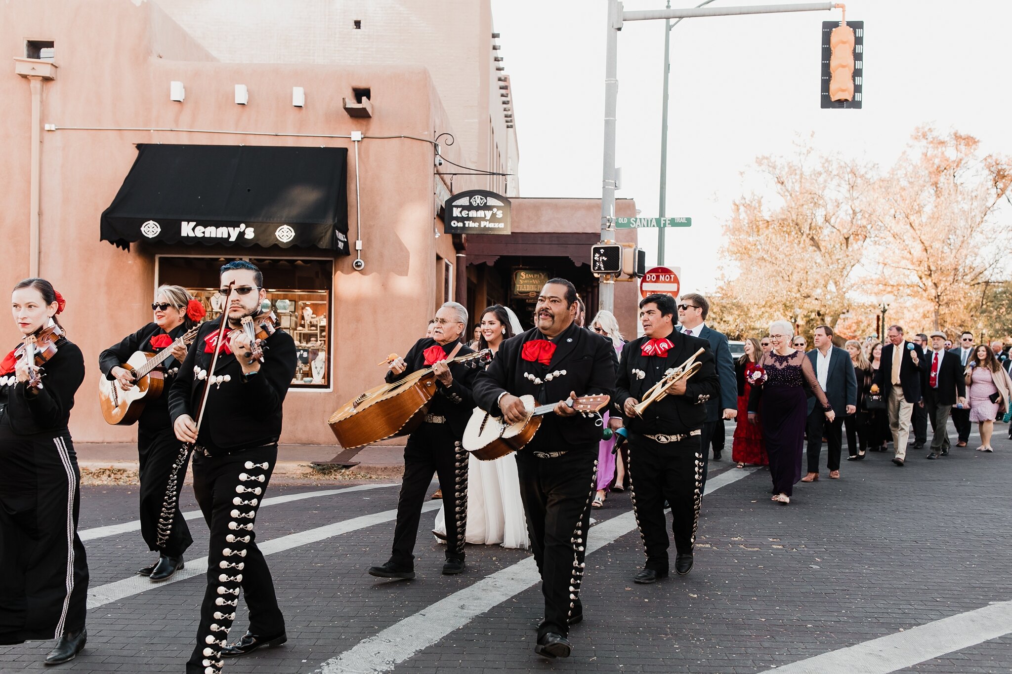 Alicia+lucia+photography+-+albuquerque+wedding+photographer+-+santa+fe+wedding+photography+-+new+mexico+wedding+photographer+-+new+mexico+wedding+-+santa+fe+wedding+-+la+fonda+wedding+-+texas+bride+-+fall+wedding_0080.jpg