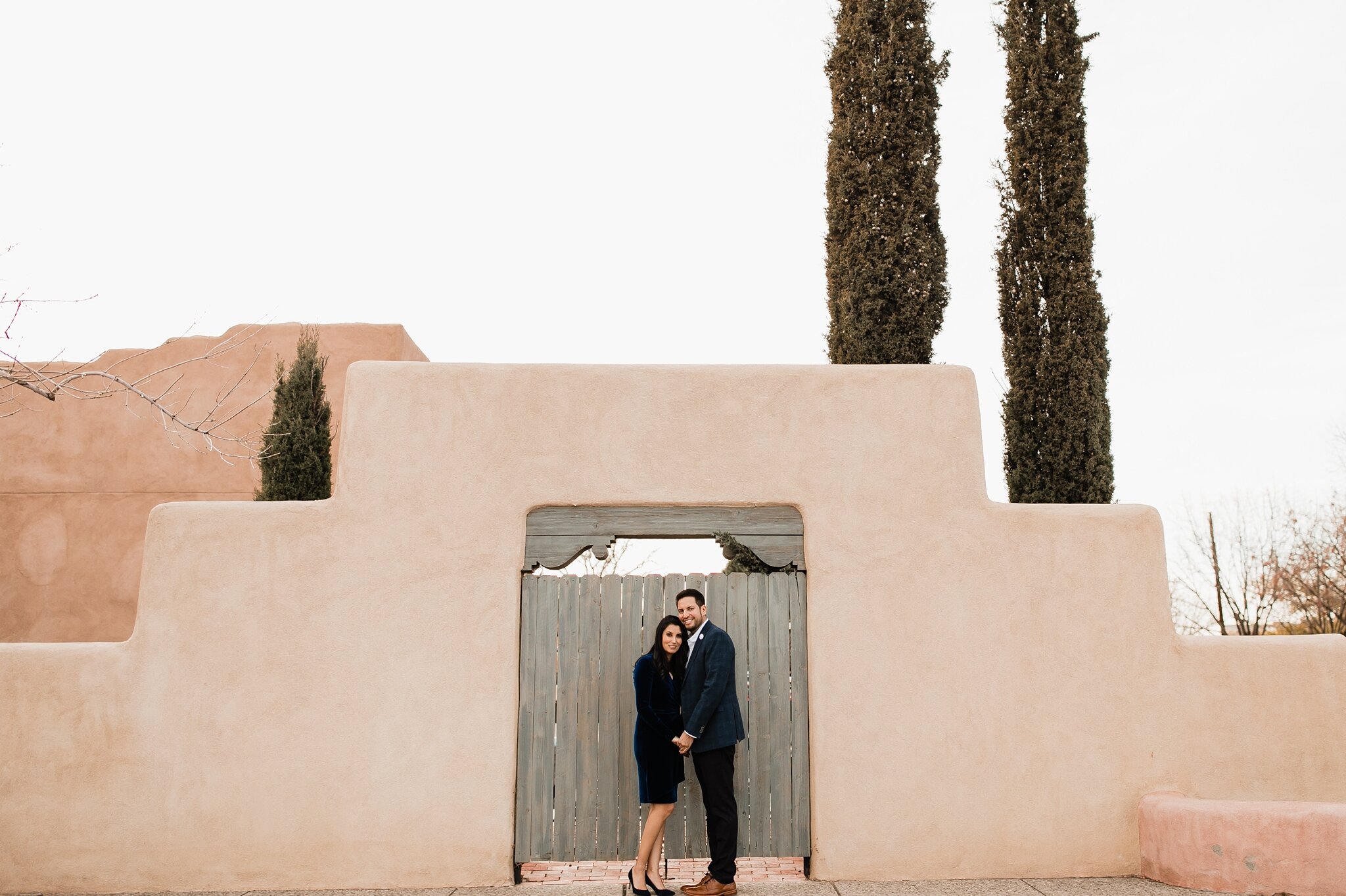 Alicia+lucia+photography+-+albuquerque+wedding+photographer+-+santa+fe+wedding+photography+-+new+mexico+wedding+photographer+-+new+mexico+wedding+-+albuquerque+engagement+-+old+town+engagement+-+christmas+engagement+-+holiday+engagement_0027.jpg