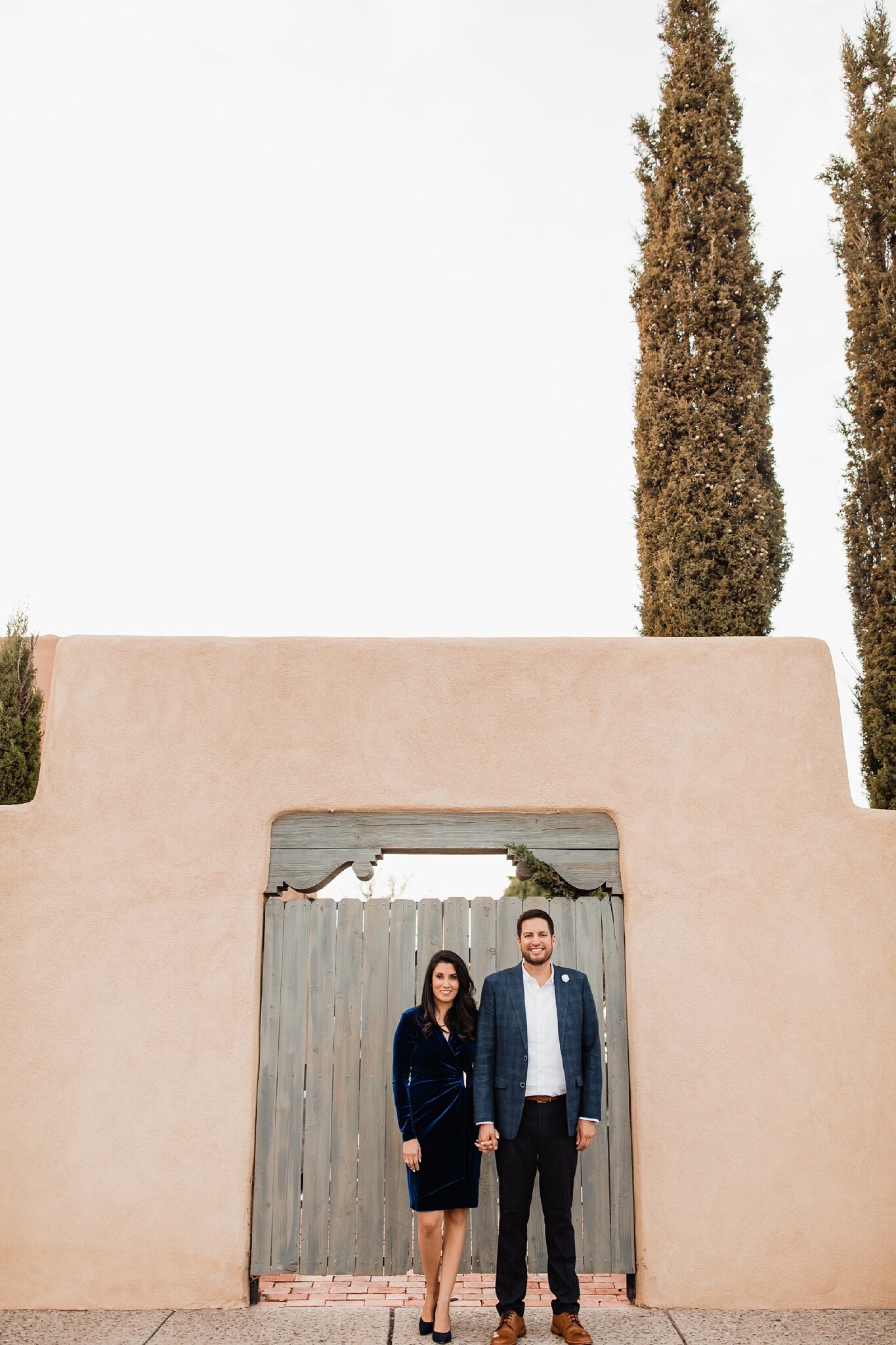 Alicia+lucia+photography+-+albuquerque+wedding+photographer+-+santa+fe+wedding+photography+-+new+mexico+wedding+photographer+-+new+mexico+wedding+-+albuquerque+engagement+-+old+town+engagement+-+christmas+engagement+-+holiday+engagement_0029.jpg