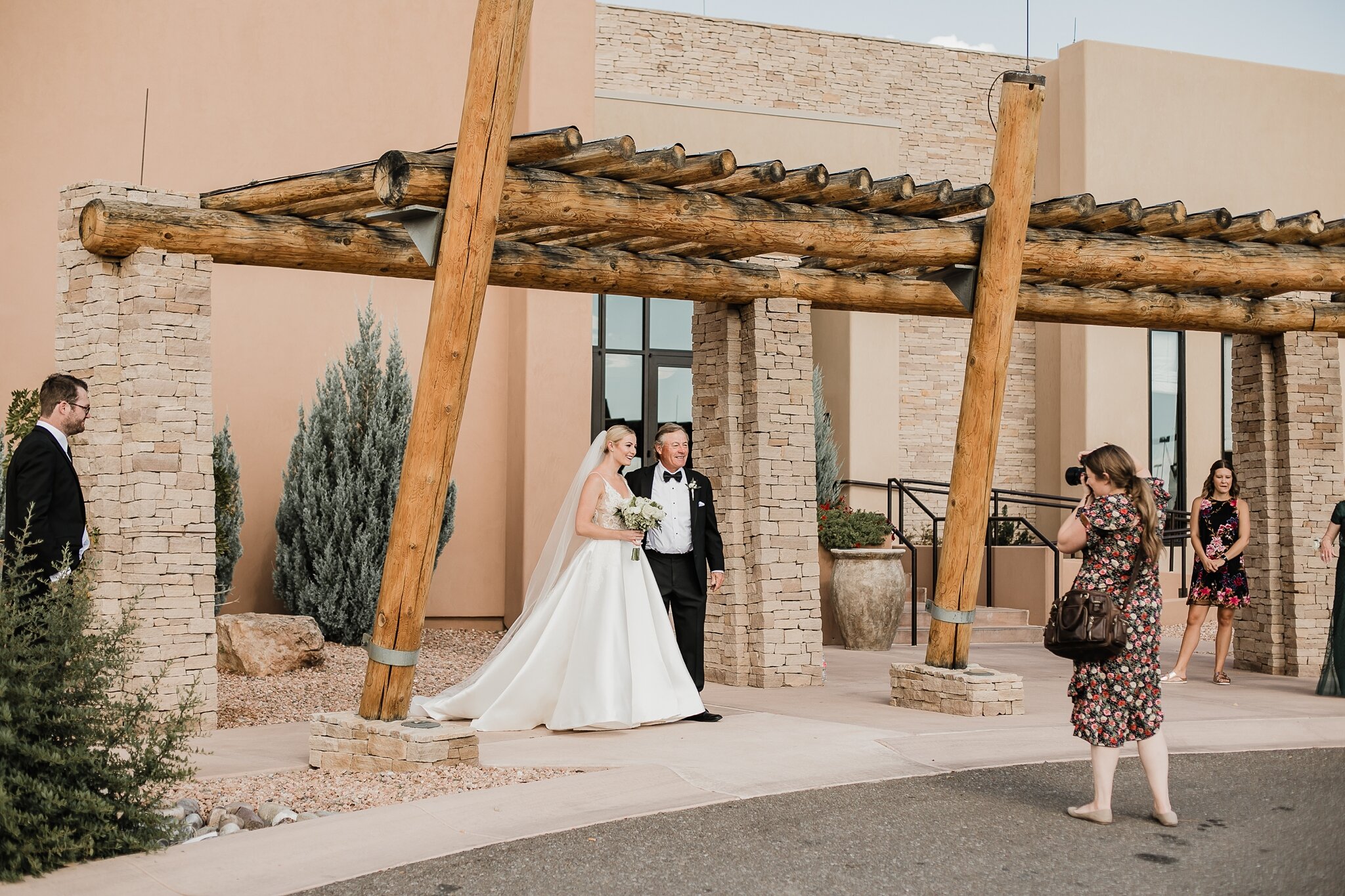 Alicia+lucia+photography+-+albuquerque+wedding+photographer+-+santa+fe+wedding+photography+-+new+mexico+wedding+photographer+-+new+mexico+wedding+-+santa+fe+wedding+-+albuquerque+wedding+-+destination+wedding+-+southwest+wedding_0045.jpg