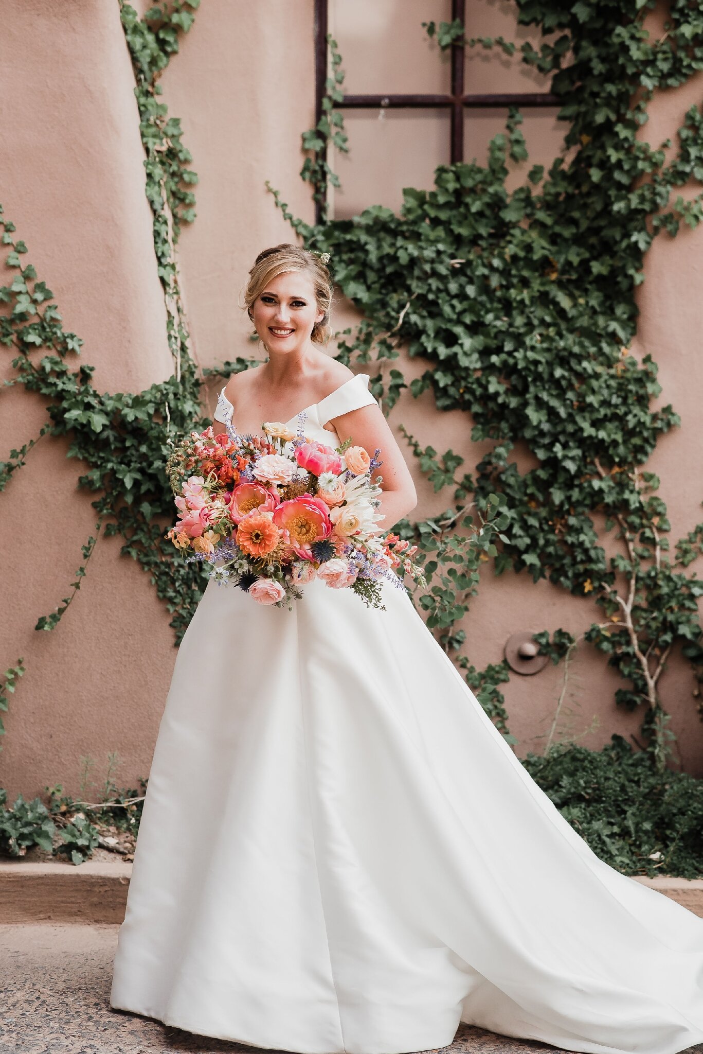 Alicia+lucia+photography+-+albuquerque+wedding+photographer+-+santa+fe+wedding+photography+-+new+mexico+wedding+photographer+-+new+mexico+wedding+-+san+patricio+wedding+-+ruidoso+wedding+-+santa+fe+wedding_0052.jpg