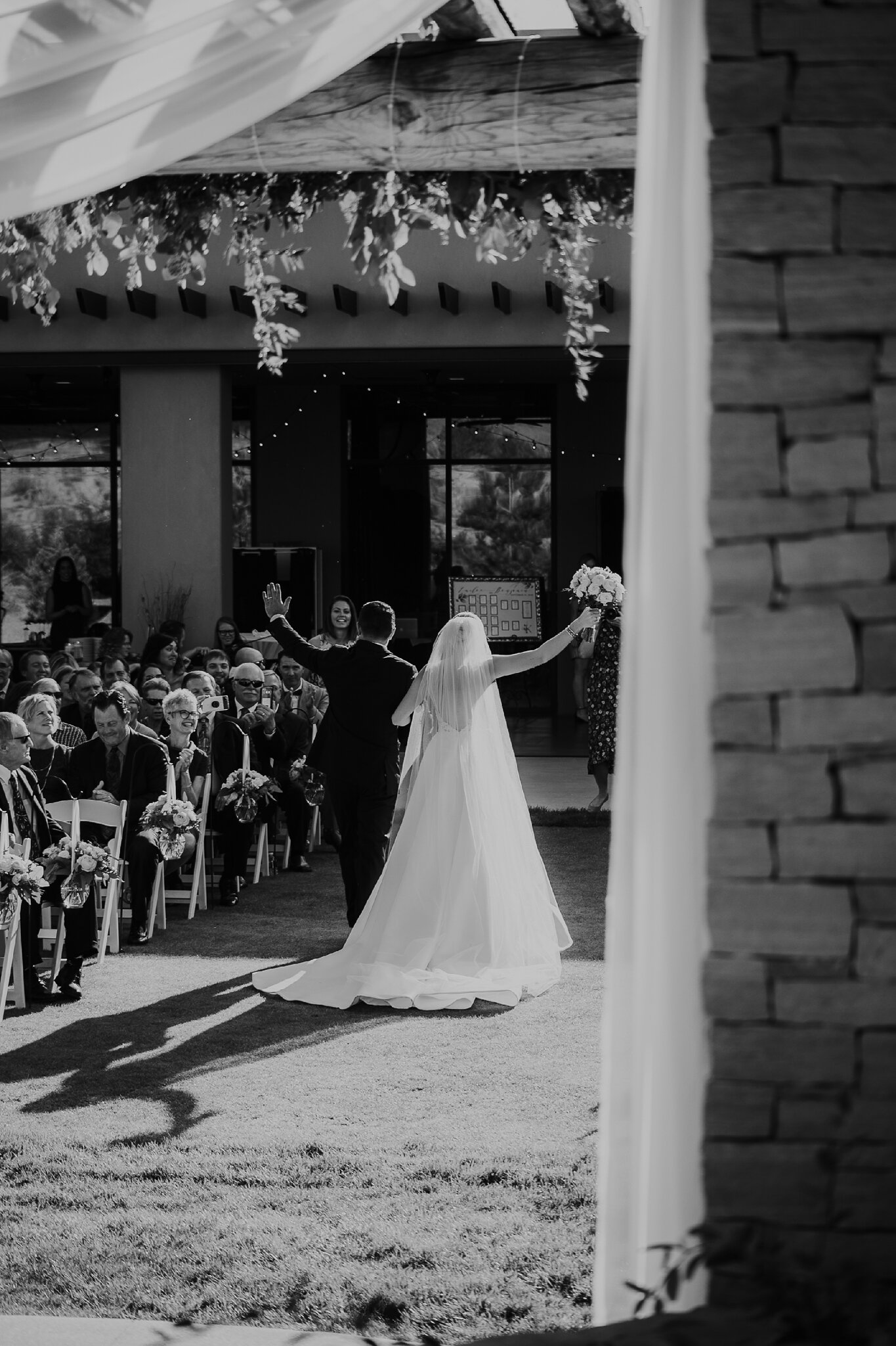 Alicia+lucia+photography+-+albuquerque+wedding+photographer+-+santa+fe+wedding+photography+-+new+mexico+wedding+photographer+-+new+mexico+wedding+-+los+poblanos+wedding+-+sandia+wedding+-+la+fonda+wedding_0042.jpg