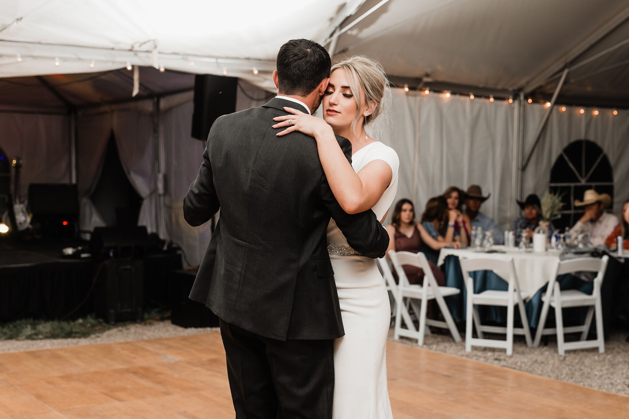 Alicia+lucia+photography+-+albuquerque+wedding+photographer+-+santa+fe+wedding+photography+-+new+mexico+wedding+photographer+-+new+mexico+wedding+-+wedding+inspo+-+wedding+songs+-+first+dance+songs+-+wedding+music_0032.jpg