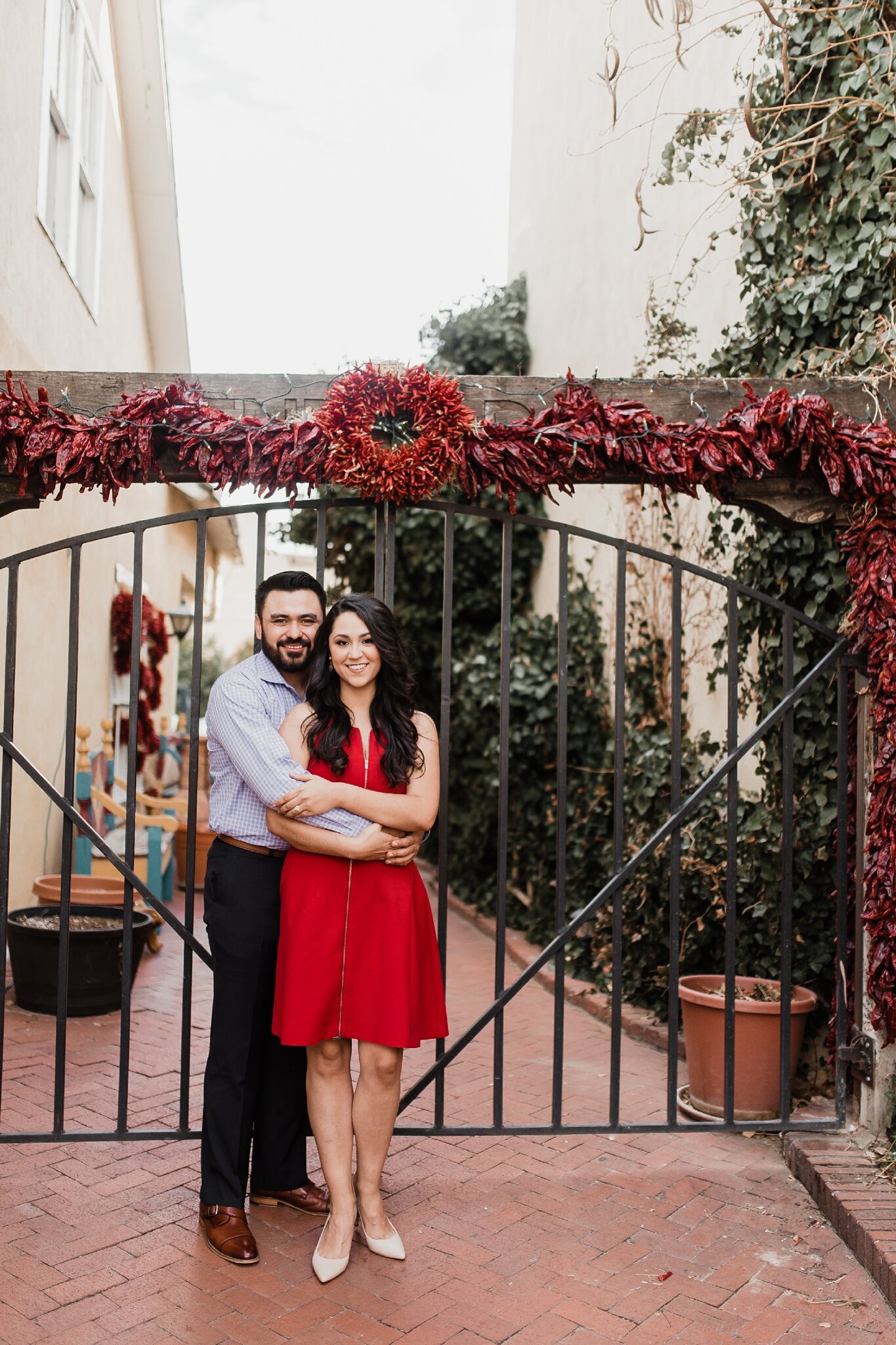 Alicia+lucia+photography+-+albuquerque+wedding+photographer+-+santa+fe+wedding+photography+-+new+mexico+wedding+photographer+-+new+mexico+wedding+-+engagement+-+new+mexico+engagement+-+old+town+engagement+-+desert+engagement_0013.jpg