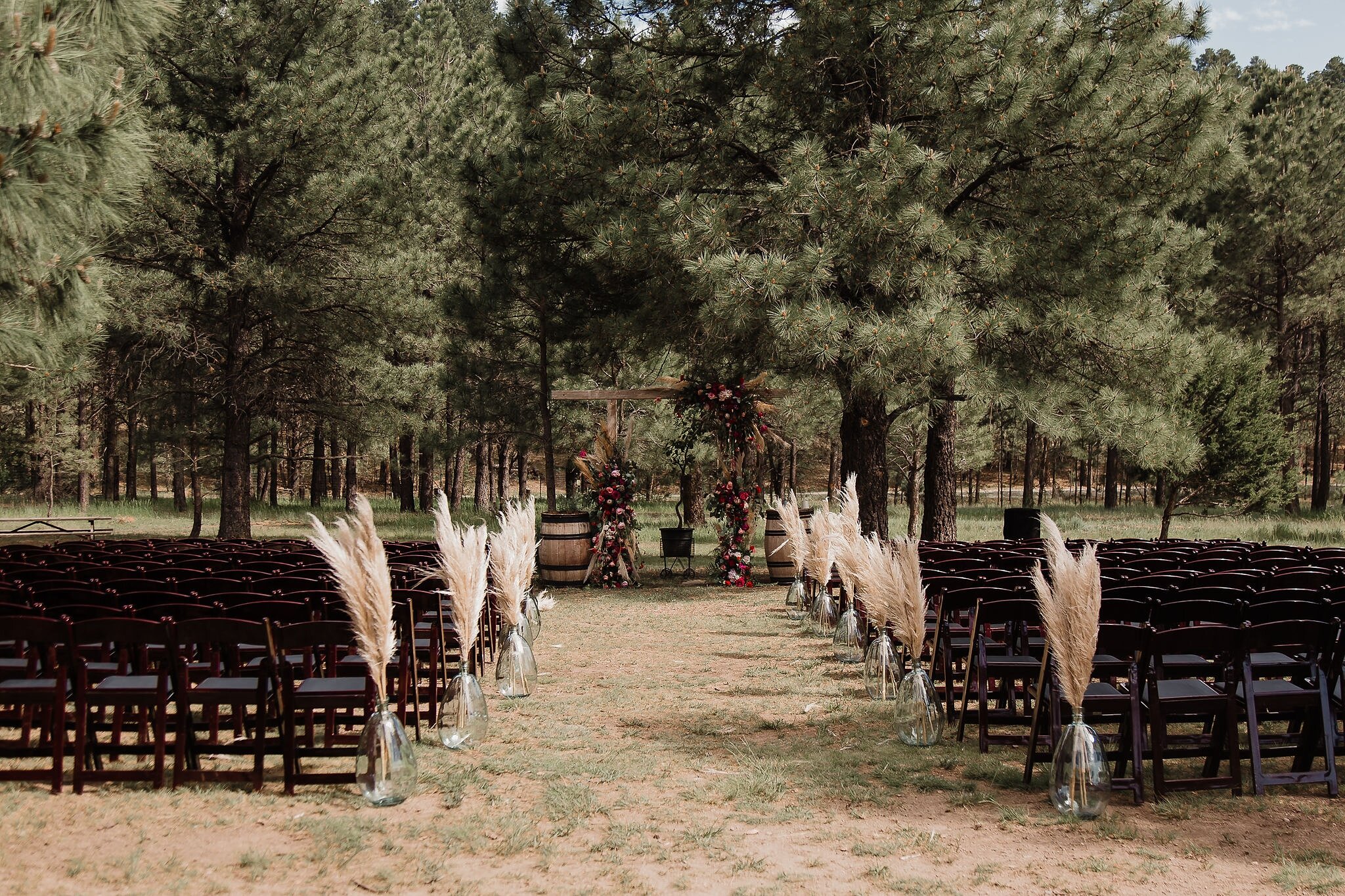 Alicia+lucia+photography+-+albuquerque+wedding+photographer+-+santa+fe+wedding+photography+-+new+mexico+wedding+photographer+-+new+mexico+wedding+-+southwest+wedding+-+destination+wedding+-+wedding+florals+-+pampas+grass+-+desert+wedding_0036.jpg