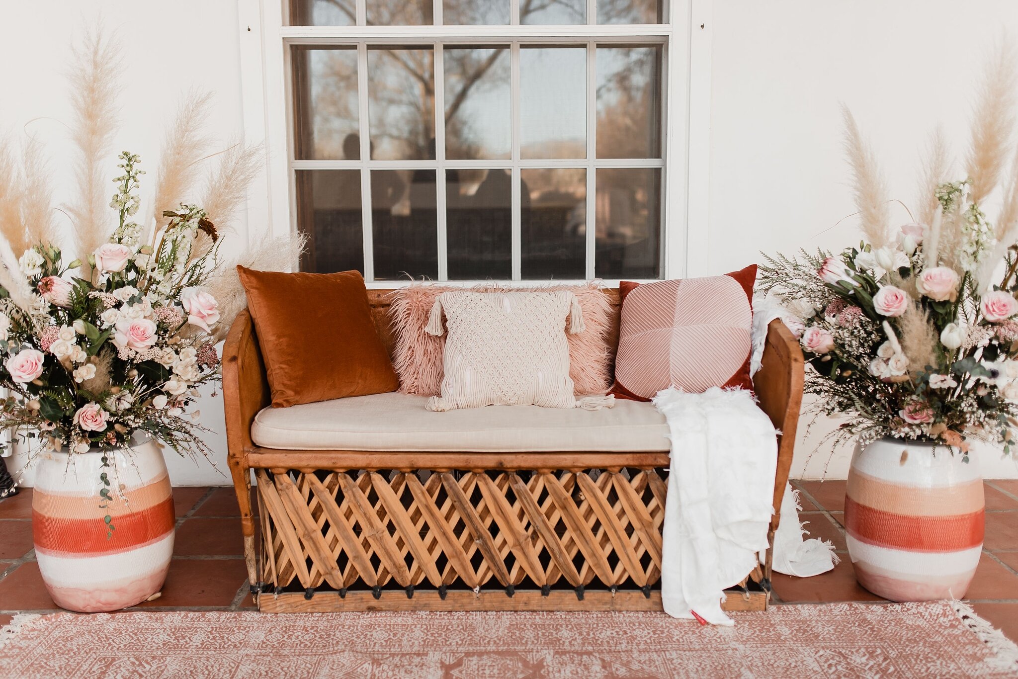 Alicia+lucia+photography+-+albuquerque+wedding+photographer+-+santa+fe+wedding+photography+-+new+mexico+wedding+photographer+-+new+mexico+wedding+-+southwest+wedding+-+destination+wedding+-+wedding+florals+-+pampas+grass+-+desert+wedding_0045.jpg