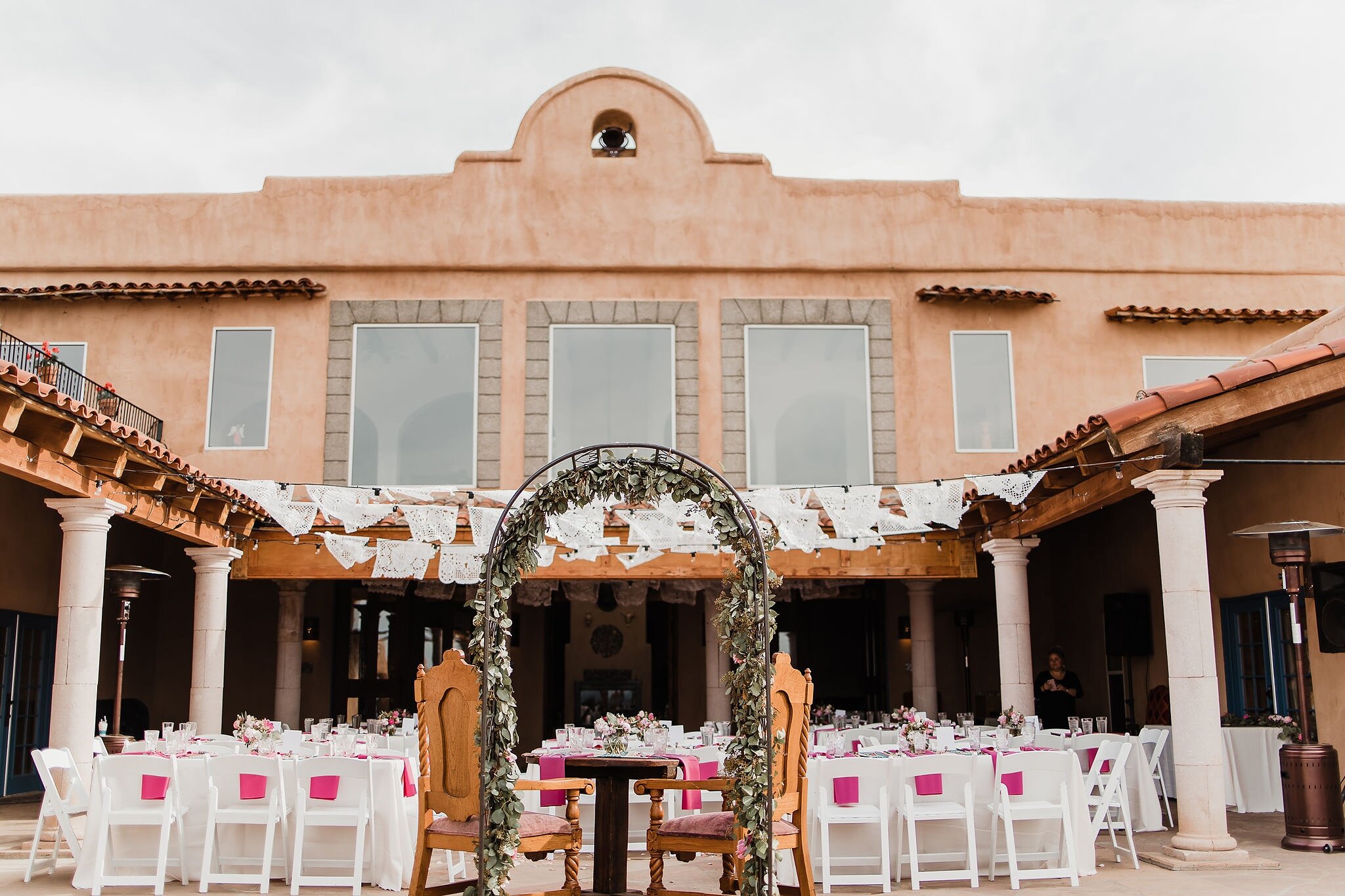 Alicia+lucia+photography+-+albuquerque+wedding+photographer+-+santa+fe+wedding+photography+-+new+mexico+wedding+photographer+-+new+mexico+wedding+-+santa+fe+wedding+-+albuquerque+wedding+-+wedding+reception+-+wedding+inspo+-+sweetheart+table_0027.jpg