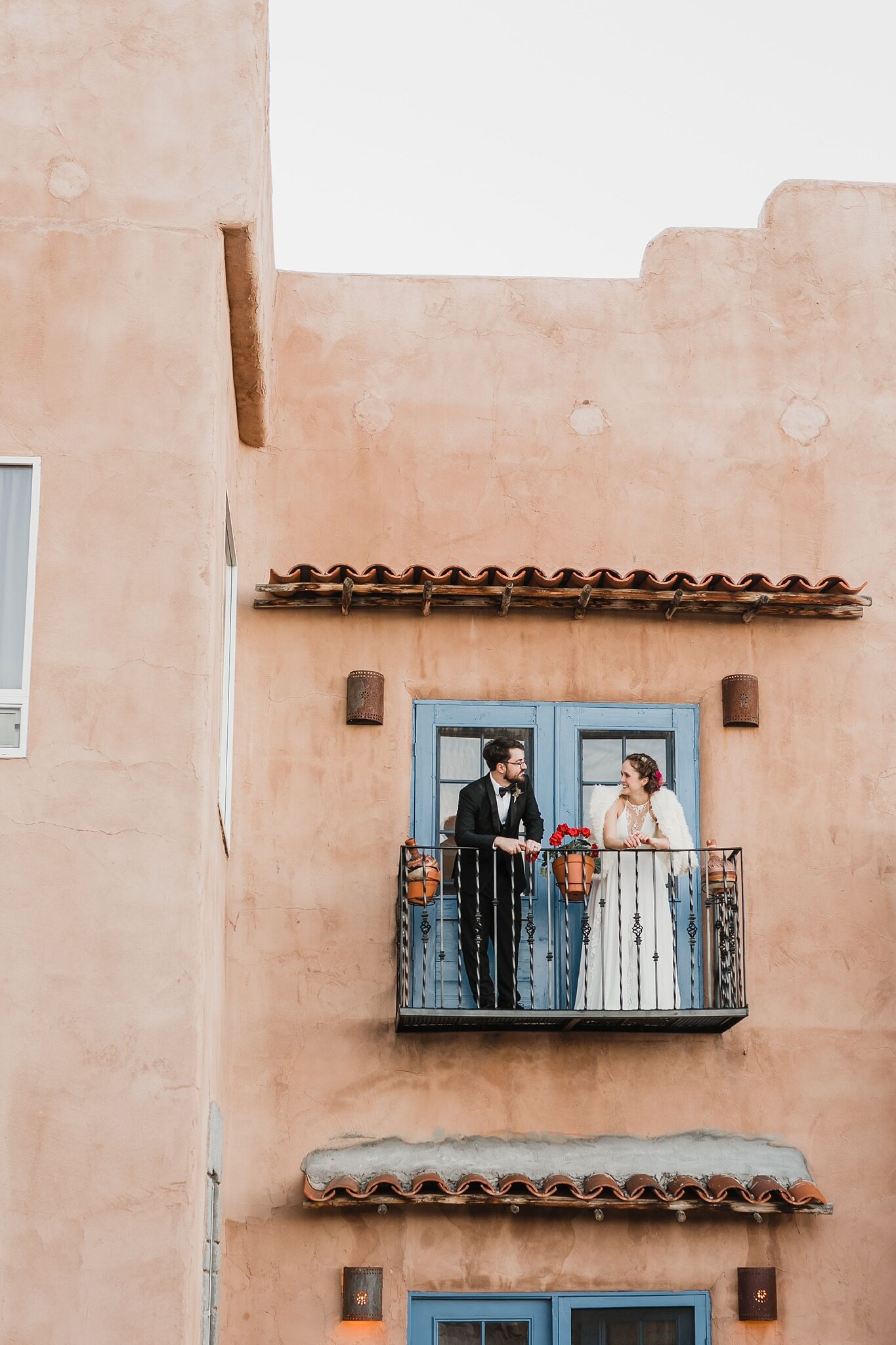 Alicia+lucia+photography+-+albuquerque+wedding+photographer+-+santa+fe+wedding+photography+-+new+mexico+wedding+photographer+-+new+mexico+wedding+-+santa+fe+wedding+-+santa+fe+wedding+traditions+-+southwest+wedding_0169.jpg