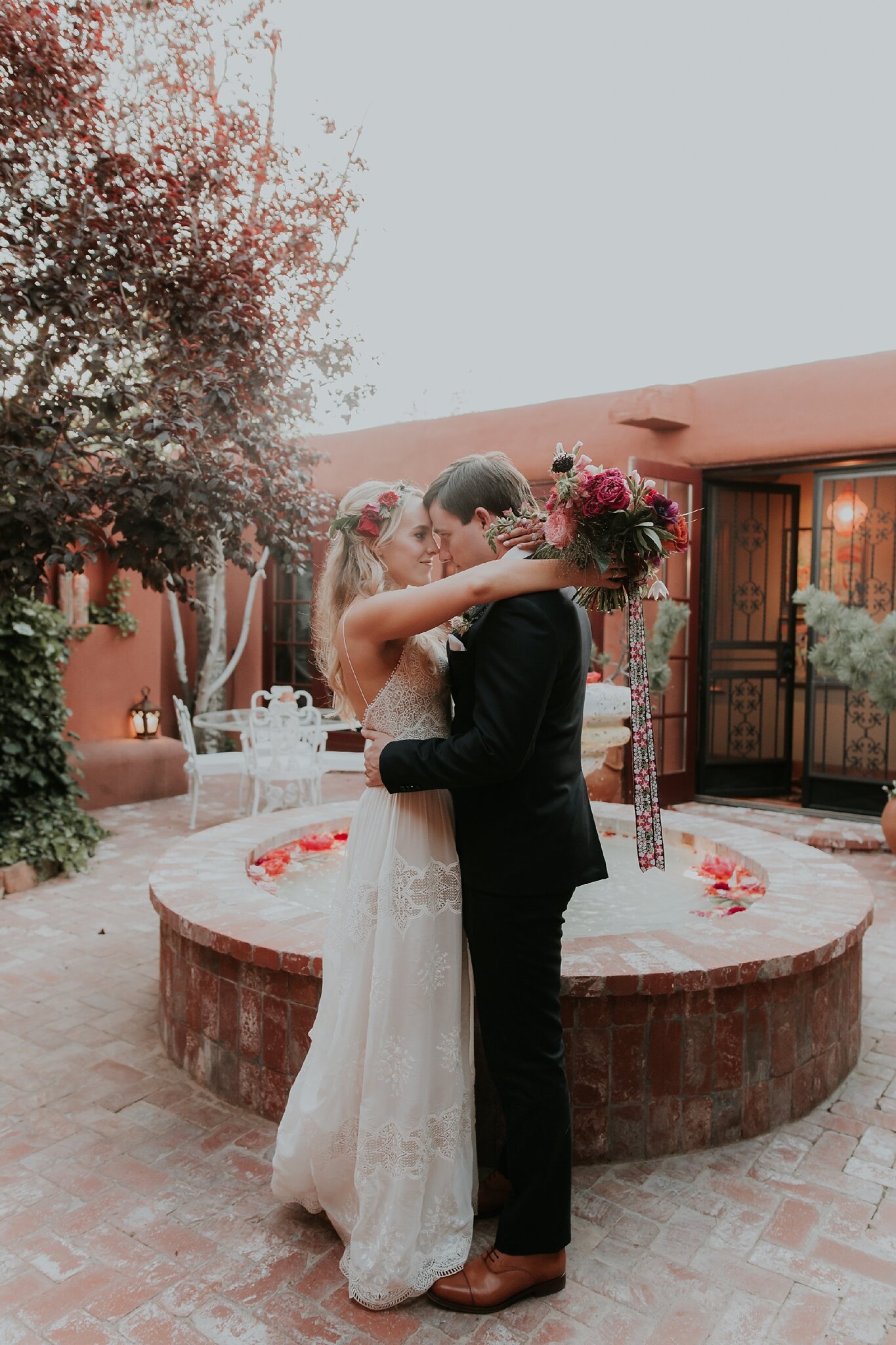 Alicia+lucia+photography+-+albuquerque+wedding+photographer+-+santa+fe+wedding+photography+-+new+mexico+wedding+photographer+-+new+mexico+wedding+-+intimate+wedding+-+small+wedding+-+micro+wedding+-+mini+wedding+-+elopement_0040.jpg