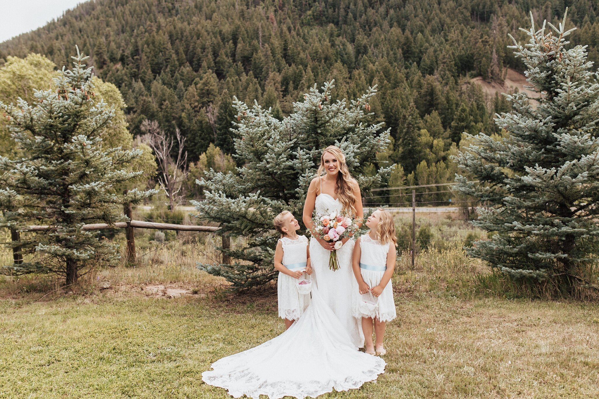 Alicia+lucia+photography+-+albuquerque+wedding+photographer+-+santa+fe+wedding+photography+-+new+mexico+wedding+photographer+-+new+mexico+wedding+-+wedding+-+colorado+wedding+-+pagosa+springs+wedding+-+paradise+ranch+wedding_0088.jpg