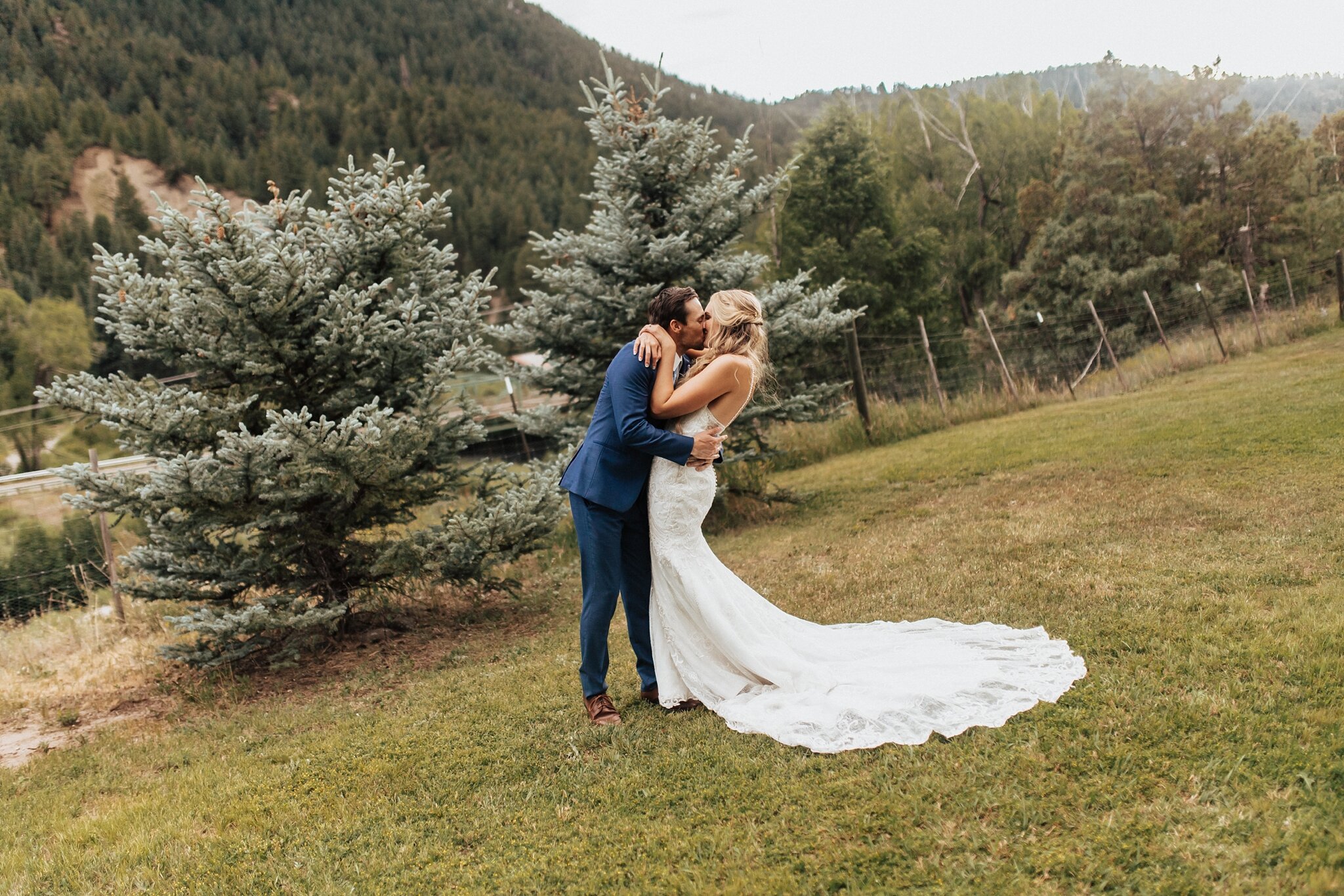 Alicia+lucia+photography+-+albuquerque+wedding+photographer+-+santa+fe+wedding+photography+-+new+mexico+wedding+photographer+-+new+mexico+wedding+-+wedding+-+colorado+wedding+-+pagosa+springs+wedding+-+paradise+ranch+wedding_0115.jpg