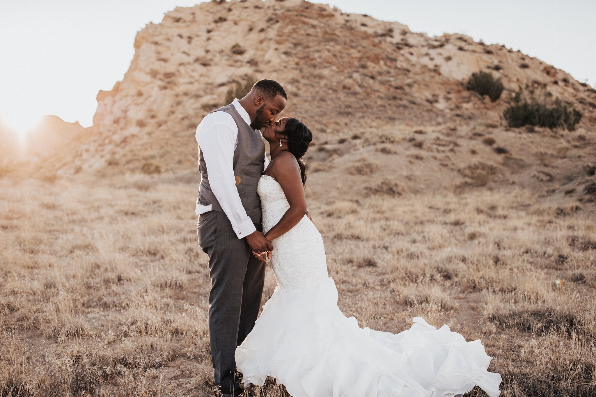 Alicia+lucia+photography+-+albuquerque+wedding+photographer+-+santa+fe+wedding+photography+-+new+mexico+wedding+photographer+-+new+mexico+wedding+-+elopement+-+new+mexico+elopement+-+desert+-+desert+elopment_0004.jpg