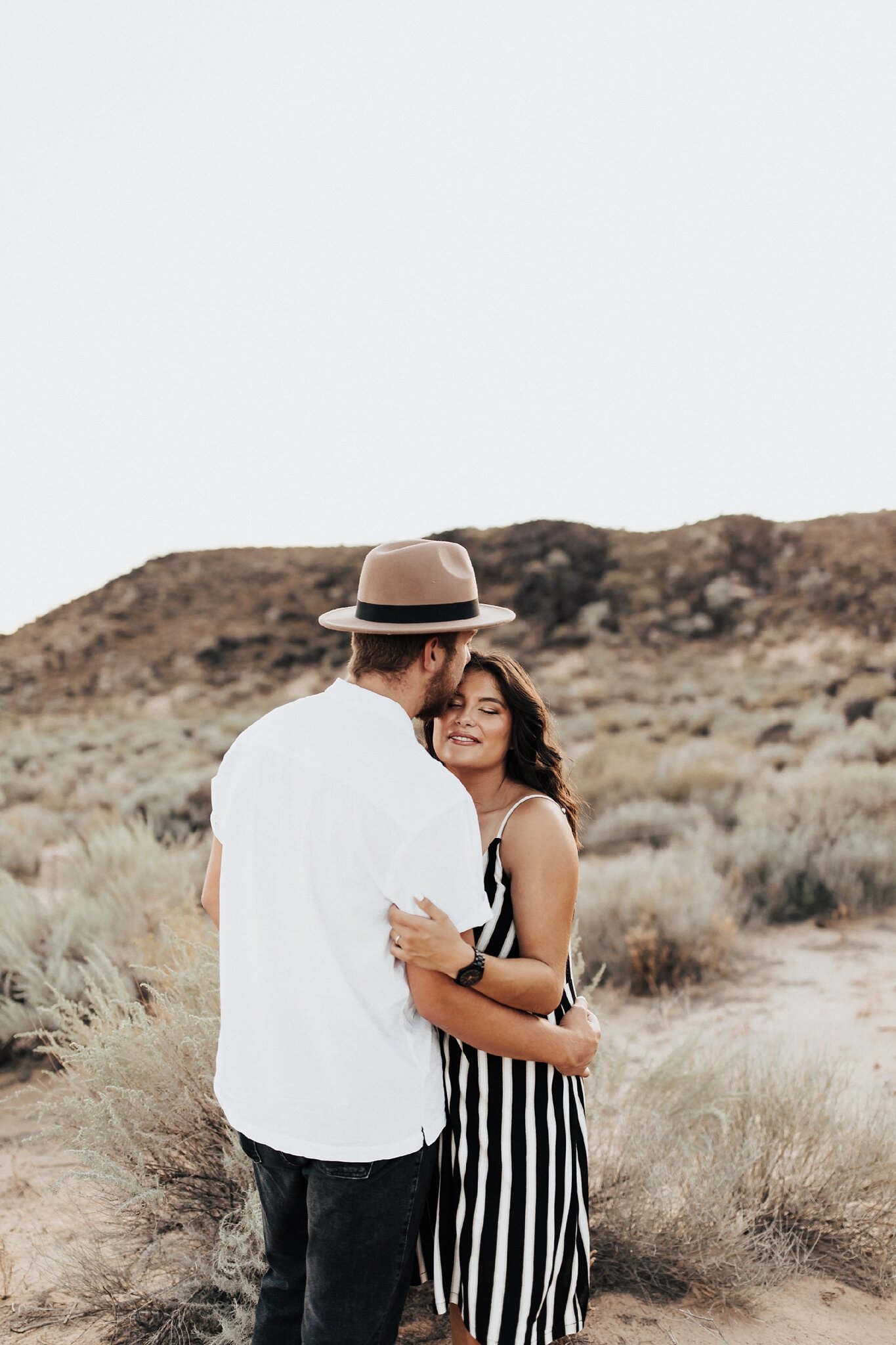 Aidan + Victoria, a Desert Couples Session — Alicia Lucia Photography ...