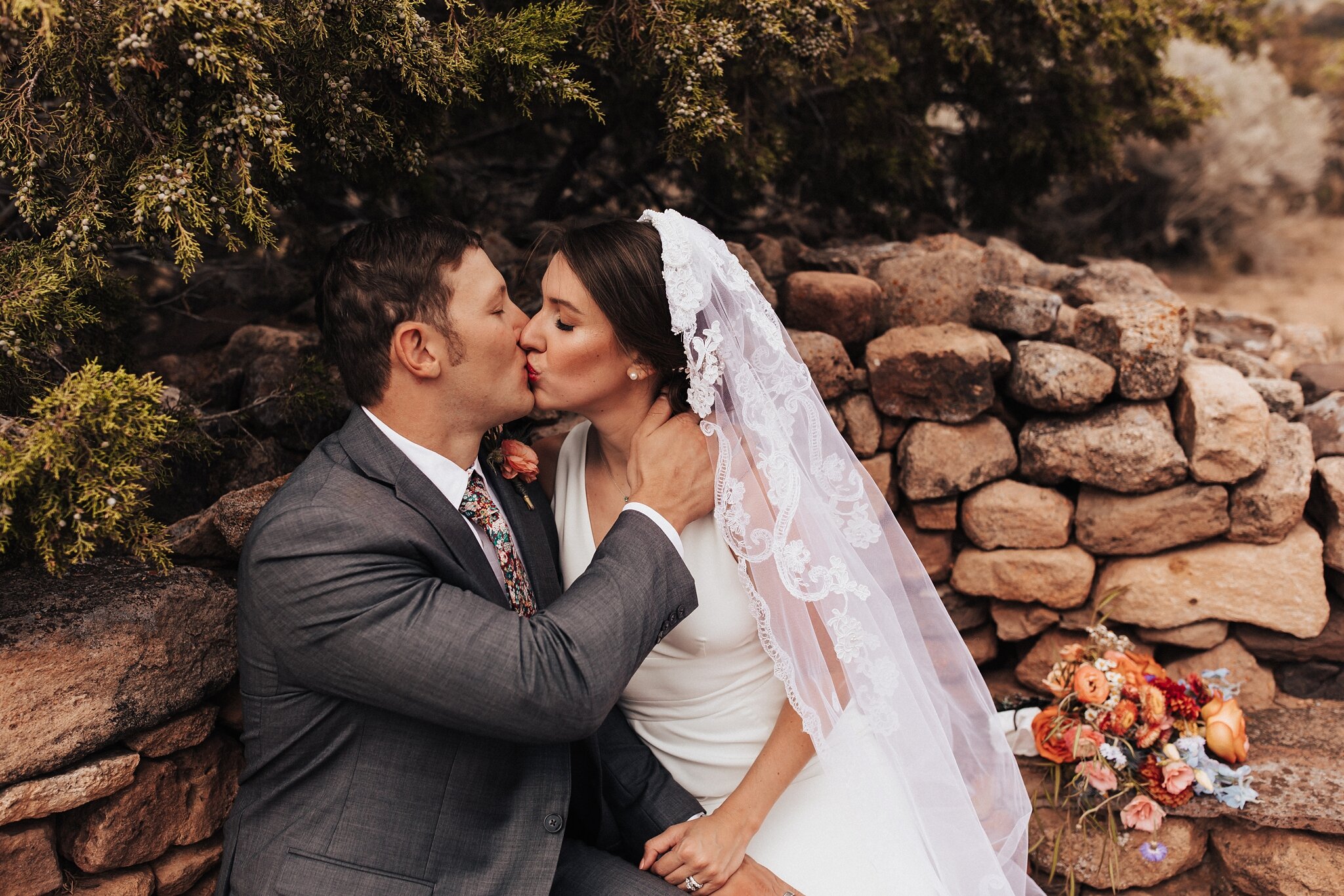 Alicia+lucia+photography+-+albuquerque+wedding+photographer+-+santa+fe+wedding+photography+-+new+mexico+wedding+photographer+-+new+mexico+wedding+-+wedding+-+intimate+wedding+-+elopement+-+pecos+wedding+-+pecos+historical+site+wedding_0045.jpg