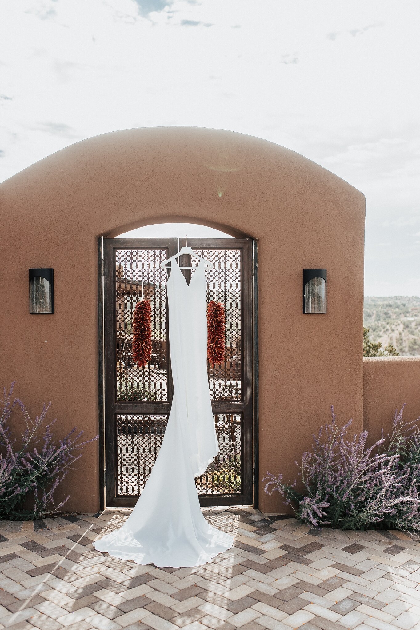 Alicia+lucia+photography+-+albuquerque+wedding+photographer+-+santa+fe+wedding+photography+-+new+mexico+wedding+photographer+-+new+mexico+wedding+-+santa+fe+wedding+-+backyard+wedding+-+mountain+wedding+-+intimate+wedding_0009.jpg