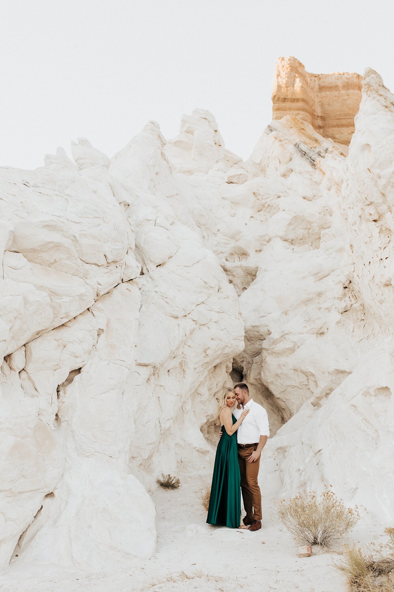 Alicia+lucia+photography+-+albuquerque+wedding+photographer+-+santa+fe+wedding+photography+-+new+mexico+wedding+photographer+-+new+mexico+wedding+-+engagement+-+new+mexico+engagement+-+desert+engagement+-+white+mesa+engagement_0038.jpg