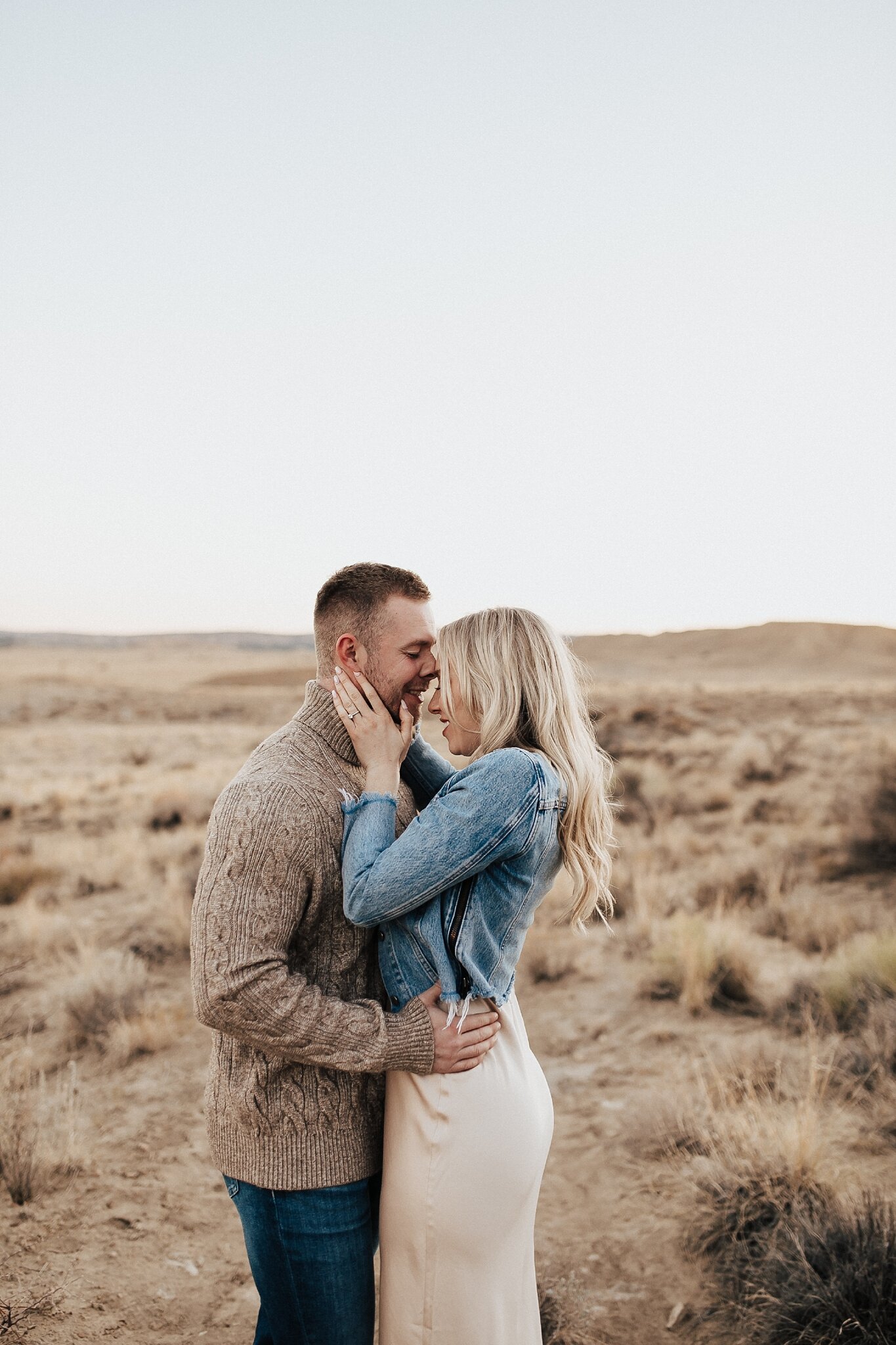 Alicia+lucia+photography+-+albuquerque+wedding+photographer+-+santa+fe+wedding+photography+-+new+mexico+wedding+photographer+-+new+mexico+wedding+-+engagement+-+new+mexico+engagement+-+desert+engagement+-+white+mesa+engagement_0050.jpg