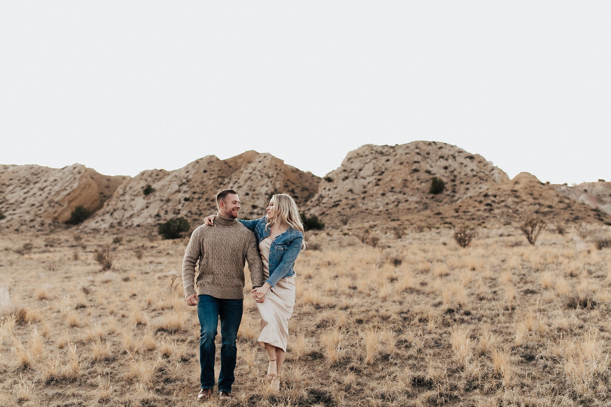 Alicia+lucia+photography+-+albuquerque+wedding+photographer+-+santa+fe+wedding+photography+-+new+mexico+wedding+photographer+-+new+mexico+wedding+-+engagement+-+new+mexico+engagement+-+desert+engagement+-+white+mesa+engagement_0062.jpg