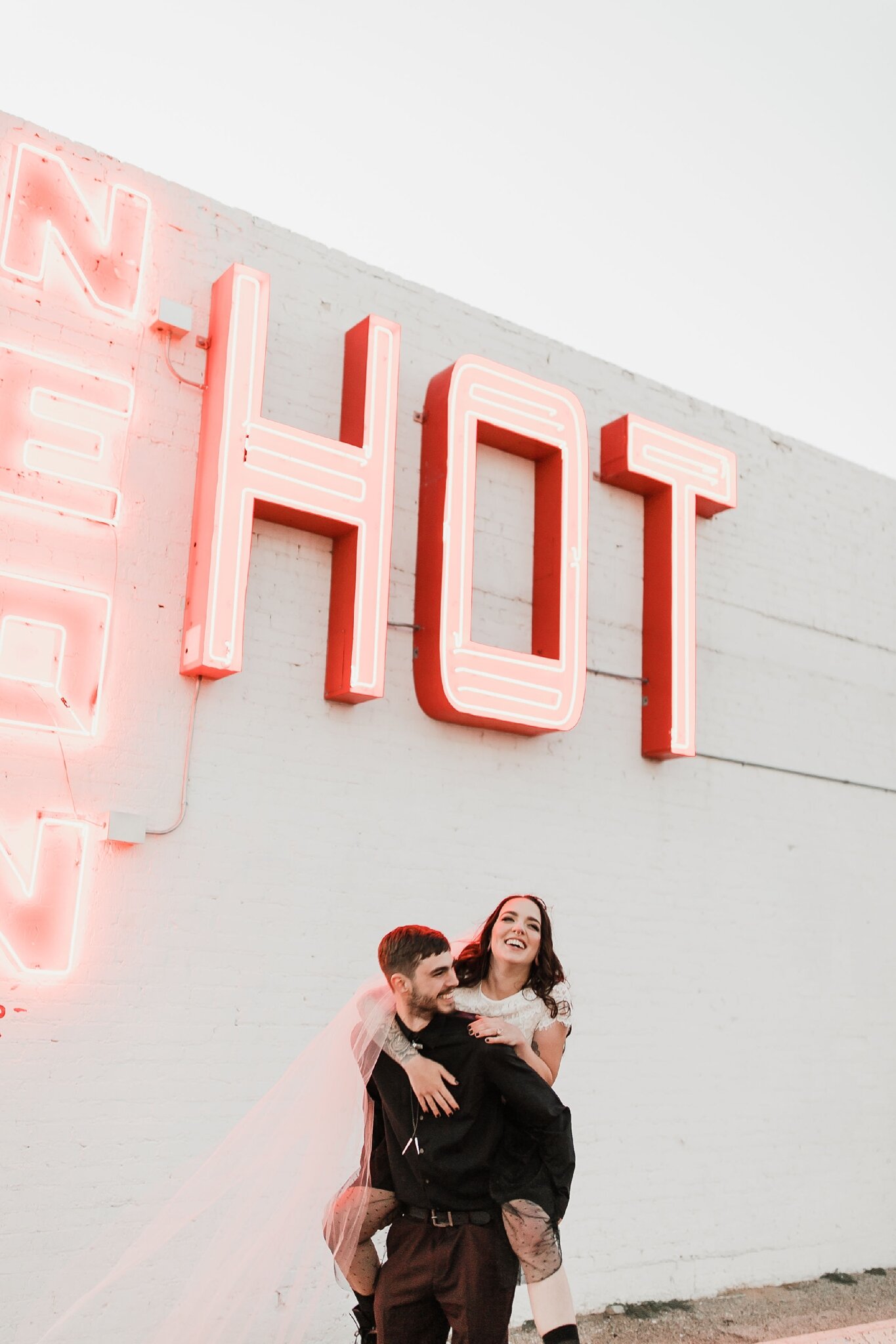 Alicia+lucia+photography+-+albuquerque+wedding+photographer+-+santa+fe+wedding+photography+-+new+mexico+wedding+photographer+-+new+mexico+wedding+-+edgy+wedding+-+edgy+elopement+-+southwest+wedding+-+modern+wedding_0031.jpg