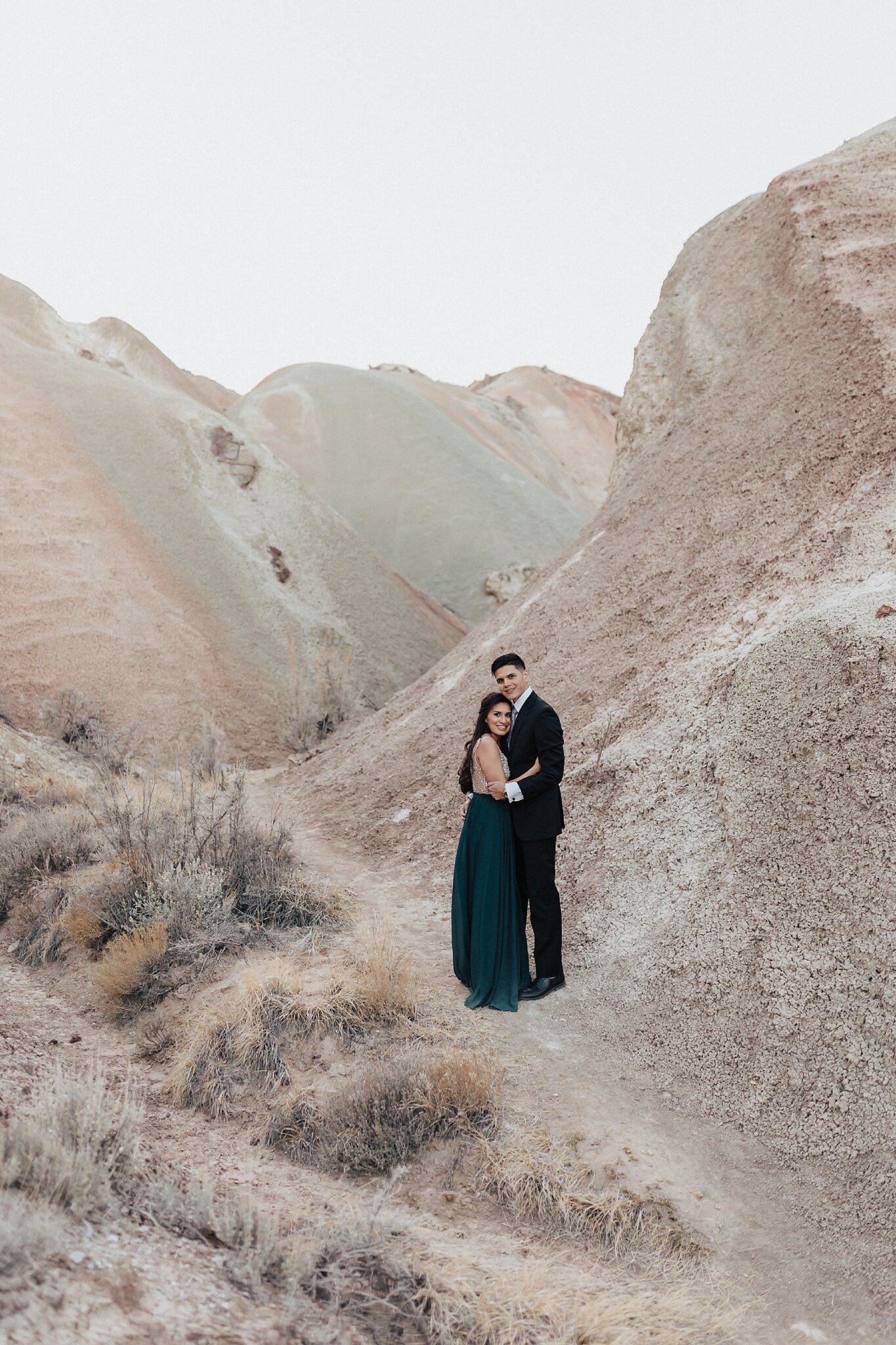 Alicia+lucia+photography+-+albuquerque+wedding+photographer+-+santa+fe+wedding+photography+-+new+mexico+wedding+photographer+-+new+mexico+wedding+-+engagement+-+desert+engagement+-+southwest+engagement+-+oregon+wedding_0030.jpg