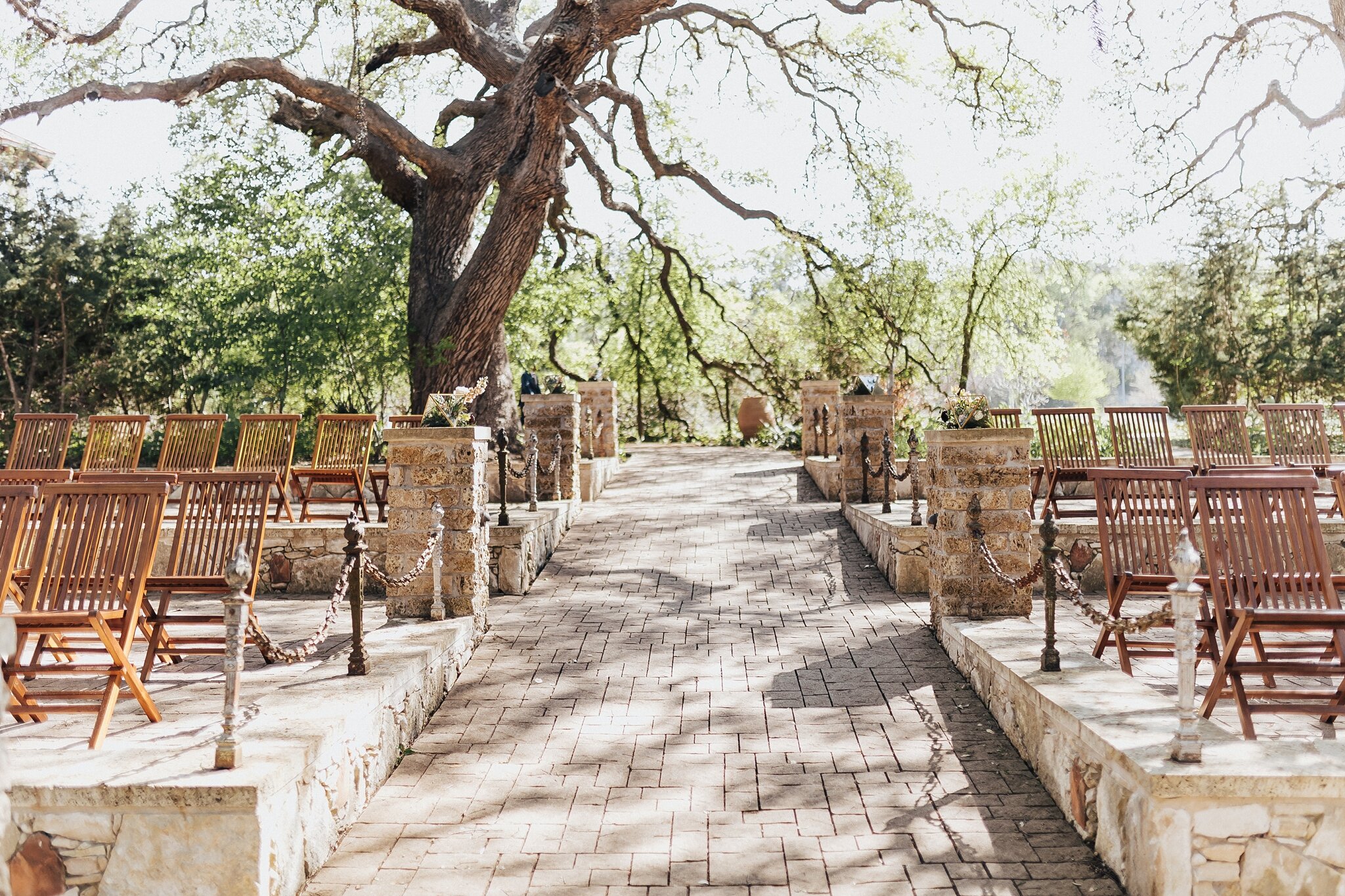 Alicia+lucia+photography+-+albuquerque+wedding+photographer+-+santa+fe+wedding+photography+-+new+mexico+wedding+photographer+-+new+mexico+wedding+-+texas+wedding+-+austin+wedding+-+camp+lucy+wedding+-+texas+hill+country+wedding_0051.jpg