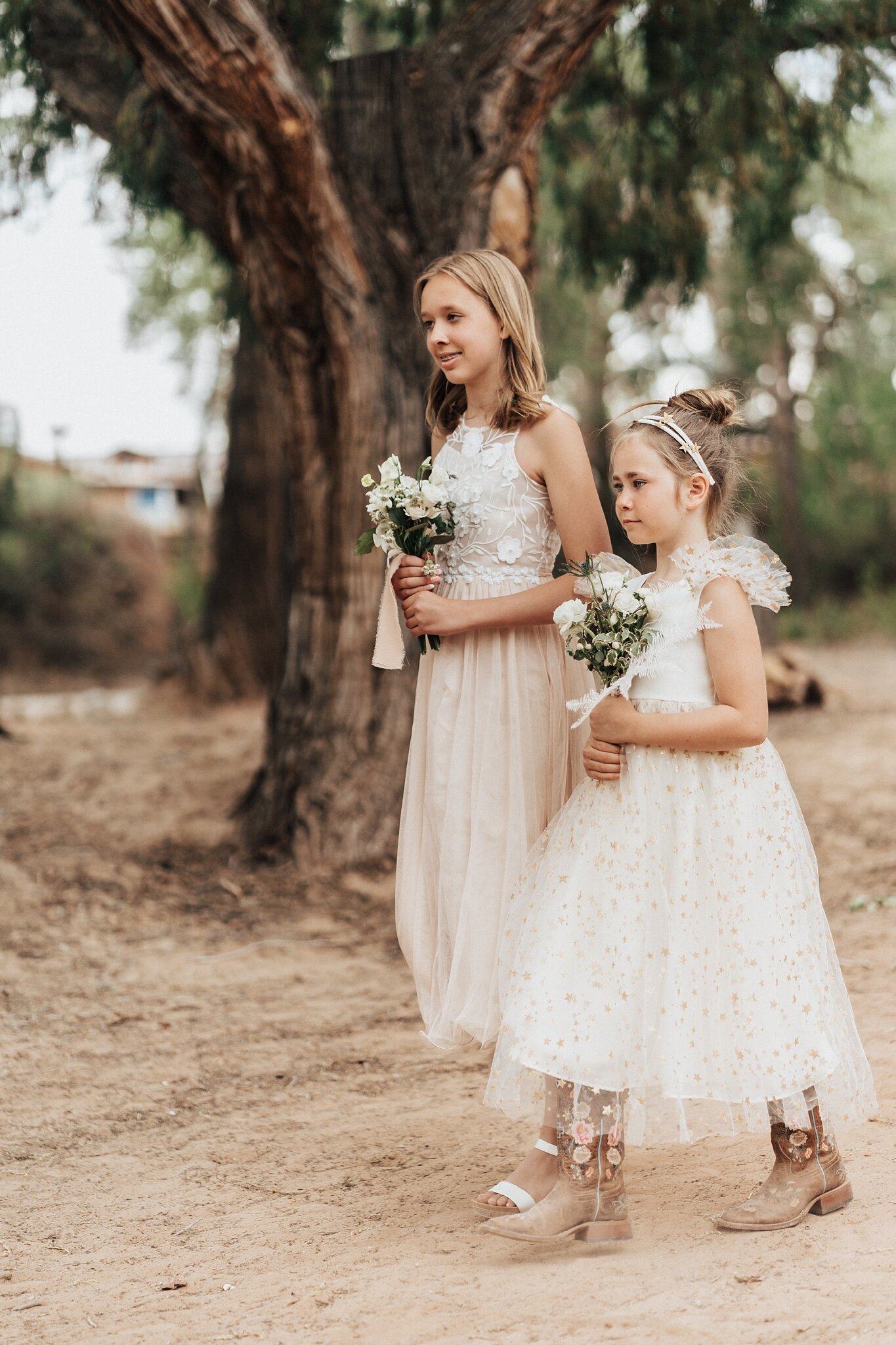 Alicia+lucia+photography+-+albuquerque+wedding+photographer+-+santa+fe+wedding+photography+-+new+mexico+wedding+photographer+-+new+mexico+wedding+-+ghost+ranch+-+santa+fe+wedding+-+ghost+ranch+wedding_0036.jpg