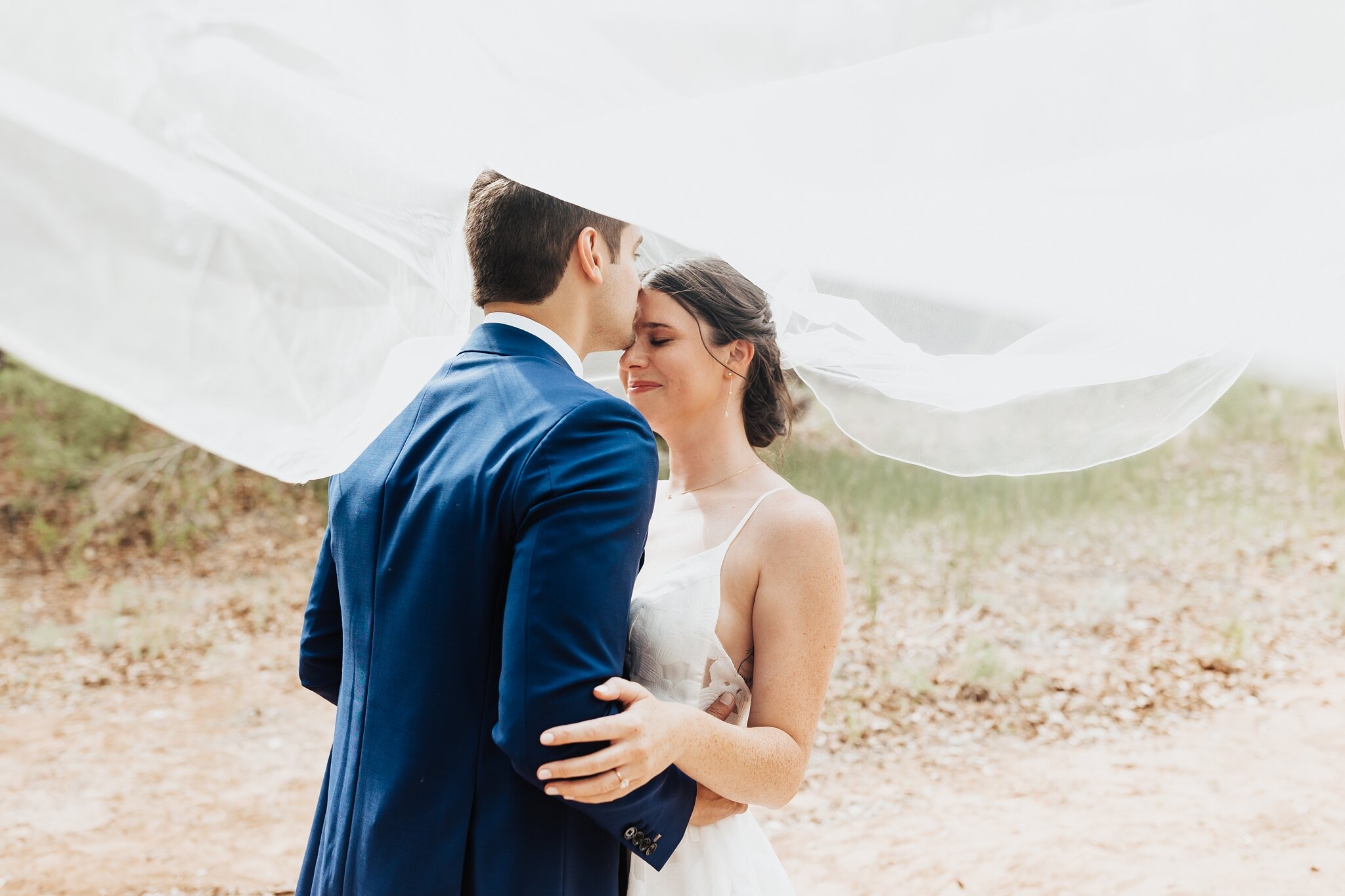 Alicia+lucia+photography+-+albuquerque+wedding+photographer+-+santa+fe+wedding+photography+-+new+mexico+wedding+photographer+-+new+mexico+wedding+-+ghost+ranch+-+santa+fe+wedding+-+ghost+ranch+wedding_0061.jpg