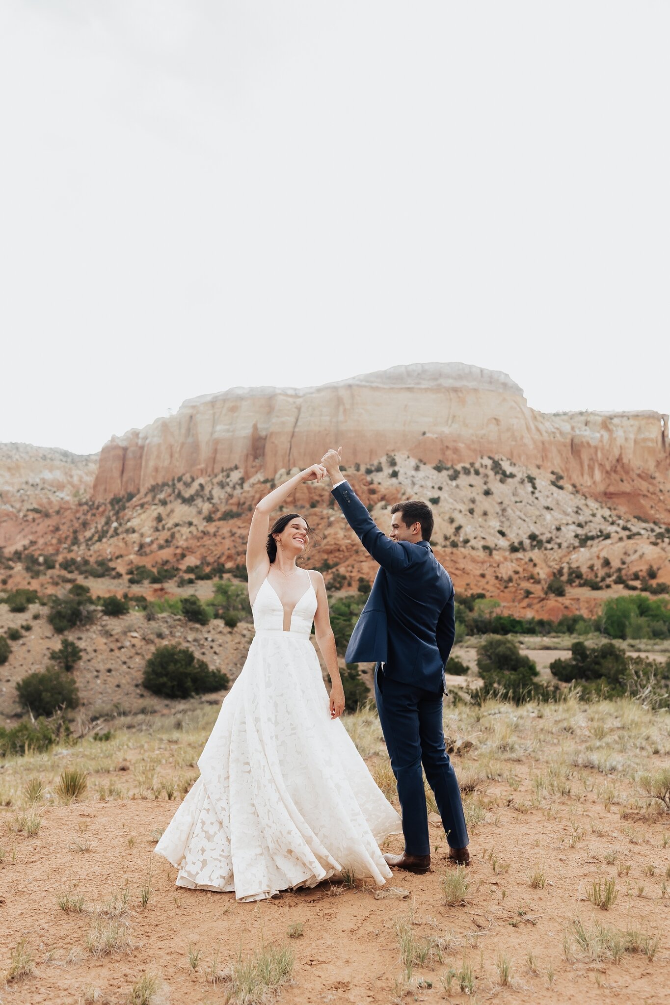 Alicia+lucia+photography+-+albuquerque+wedding+photographer+-+santa+fe+wedding+photography+-+new+mexico+wedding+photographer+-+new+mexico+wedding+-+ghost+ranch+-+santa+fe+wedding+-+ghost+ranch+wedding_0073.jpg