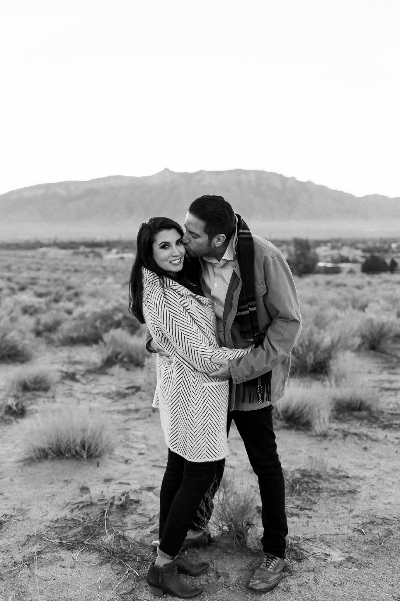 Alicia+lucia+photography+-+albuquerque+wedding+photographer+-+santa+fe+wedding+photography+-+new+mexico+wedding+photographer+-+new+mexico+wedding+-+albuquerque+engagement+-+balloon+fiesta+-+balloon+fiesta+engagement+-+southwest+engagement_0007.jpg